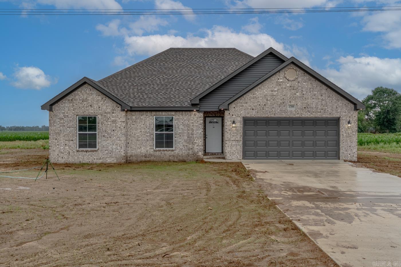 1709 Fourth St  Lake City, AR