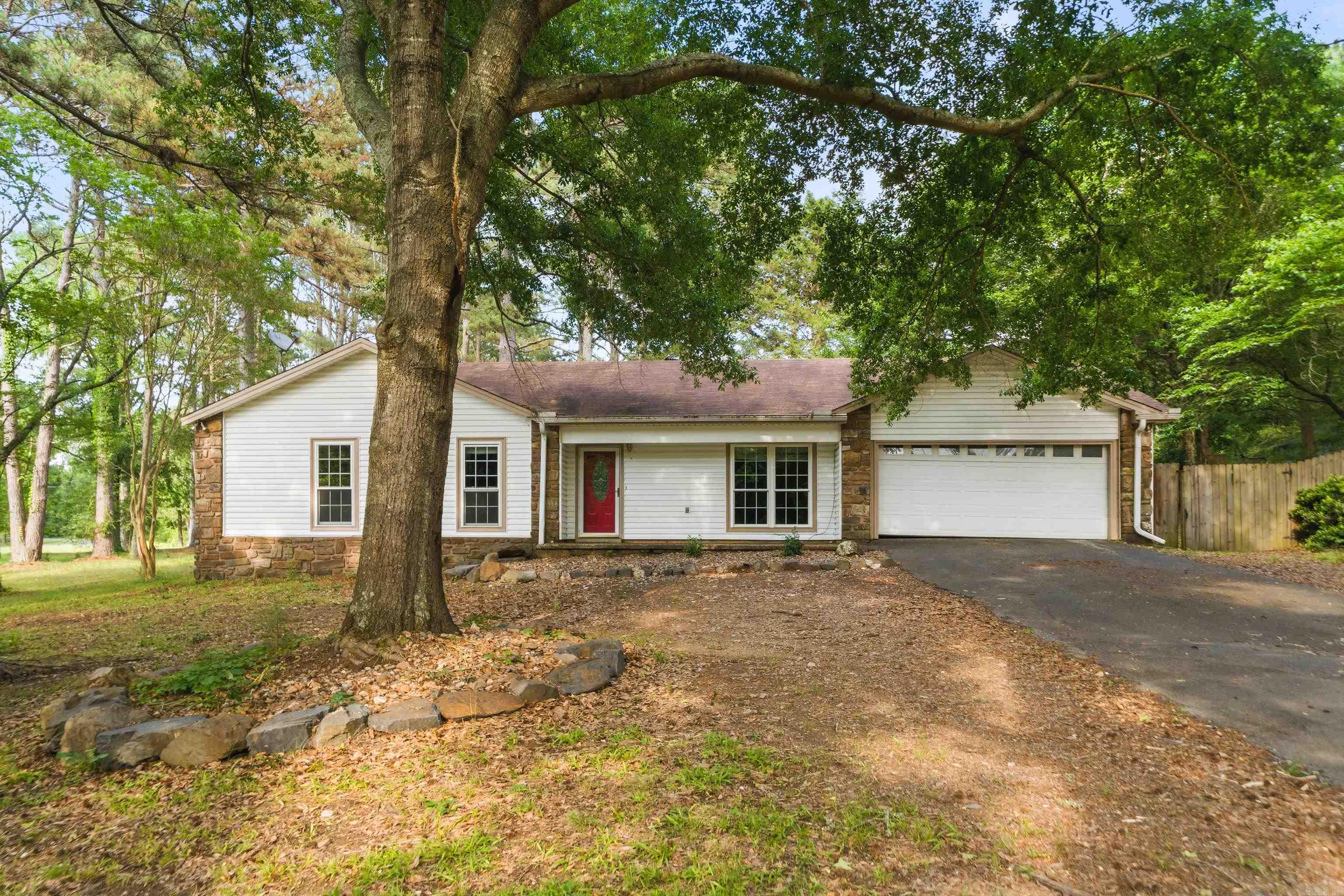116 Pin Oak  Hot Springs, AR