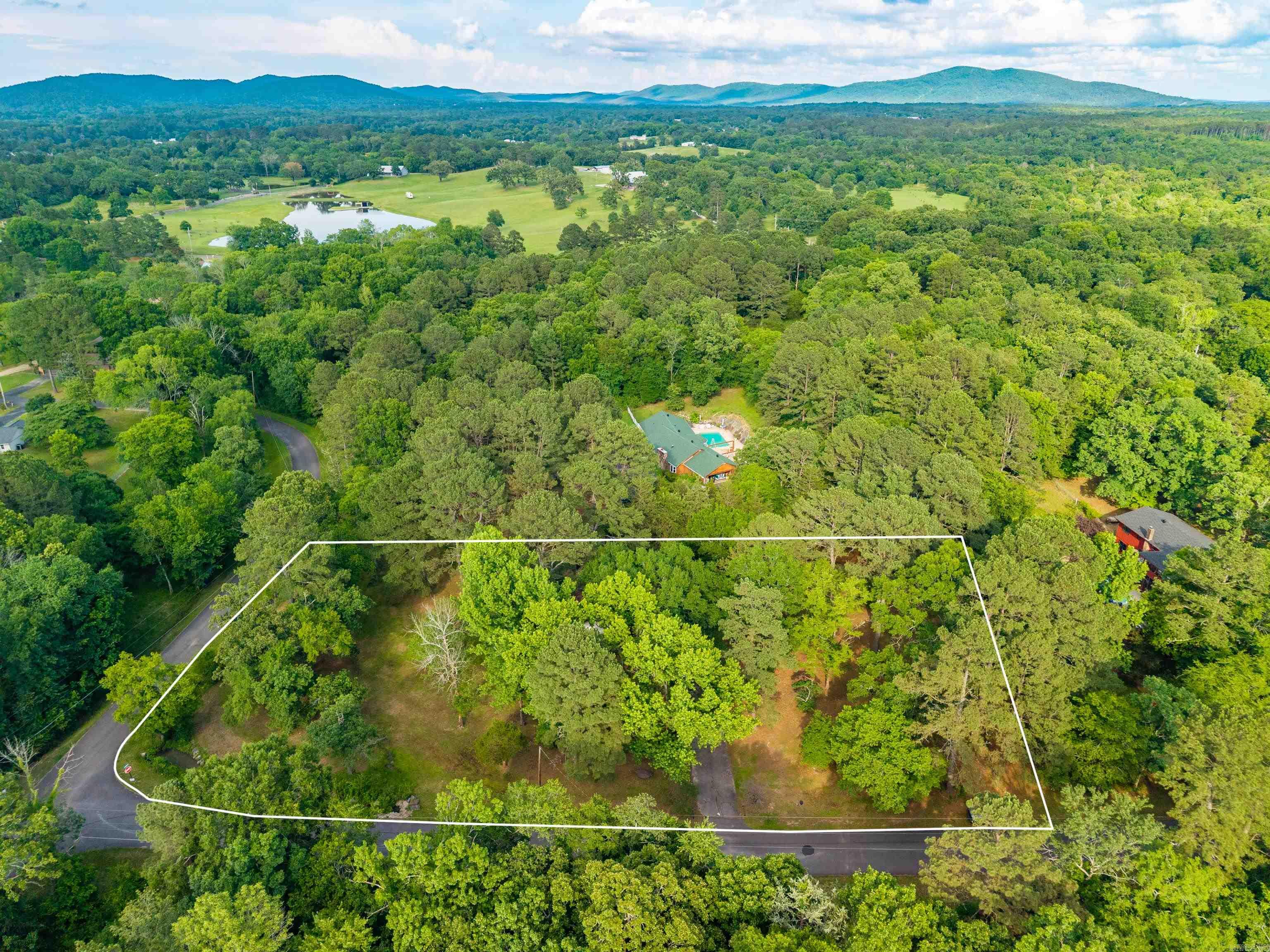 116 Pin Oak  Hot Springs, AR