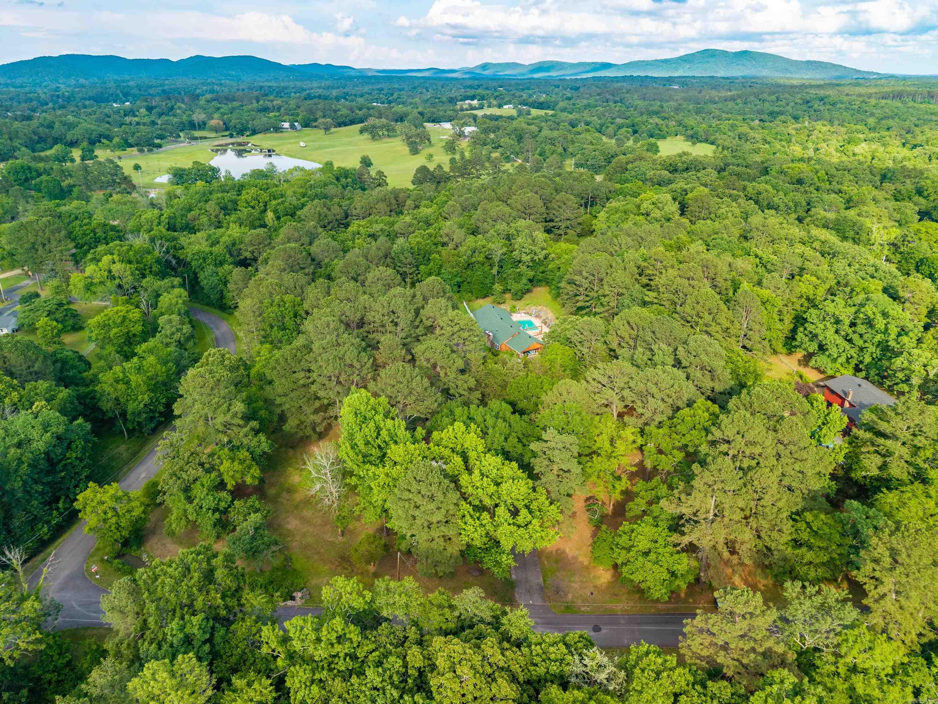116 Pin Oak  Hot Springs, AR
