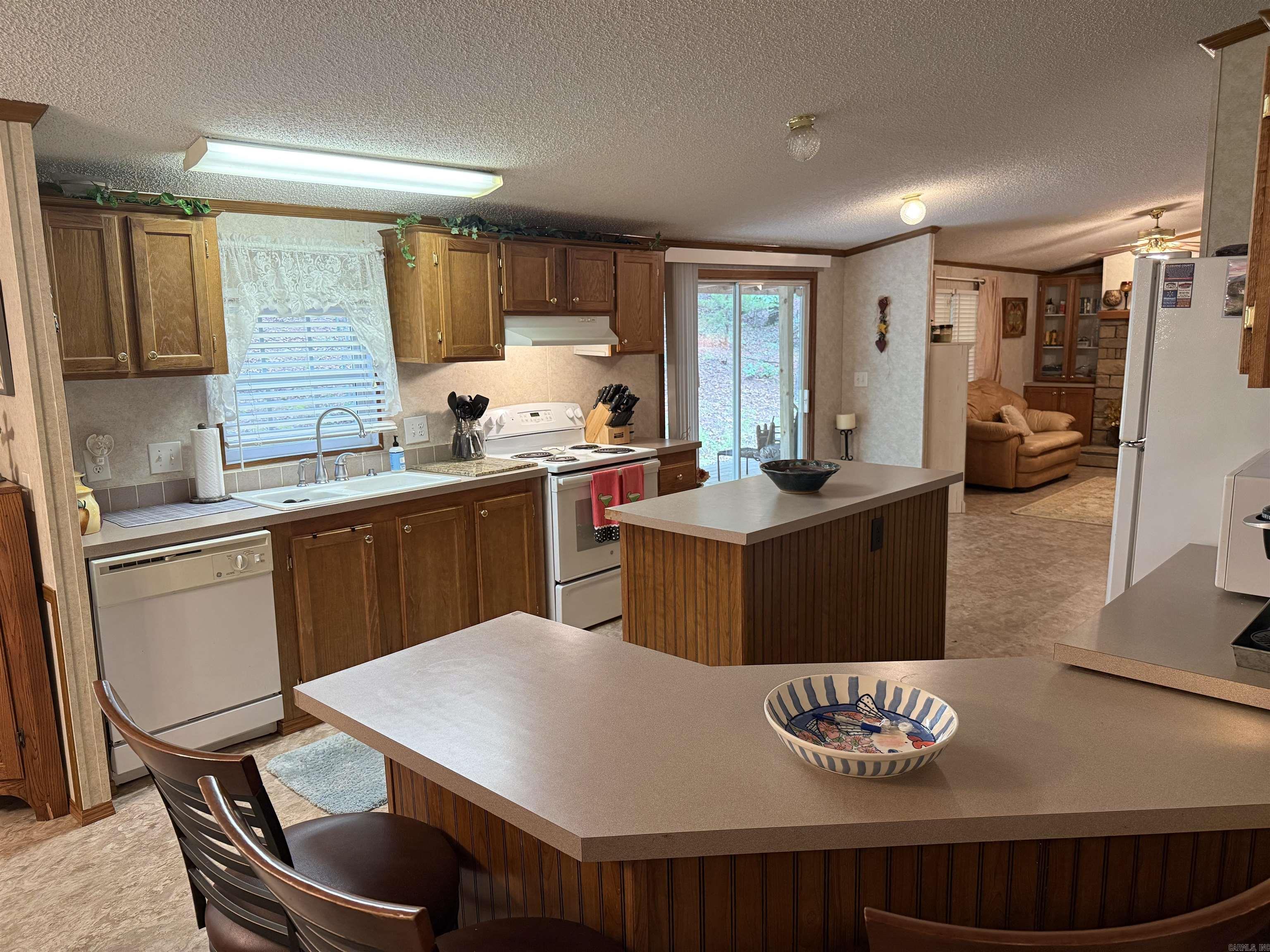 2174 Cove Creek  Quitman, AR