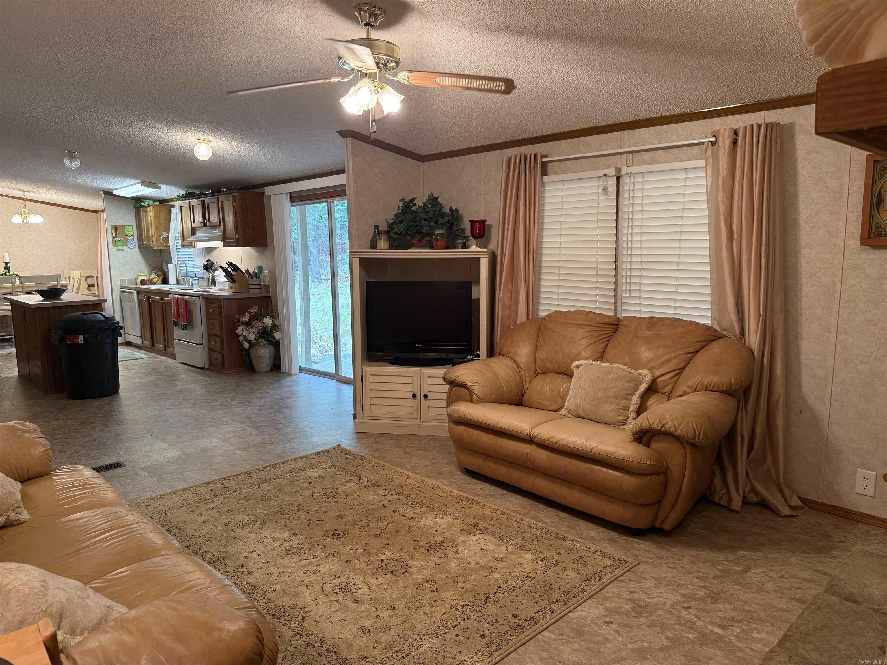 2174 Cove Creek  Quitman, AR