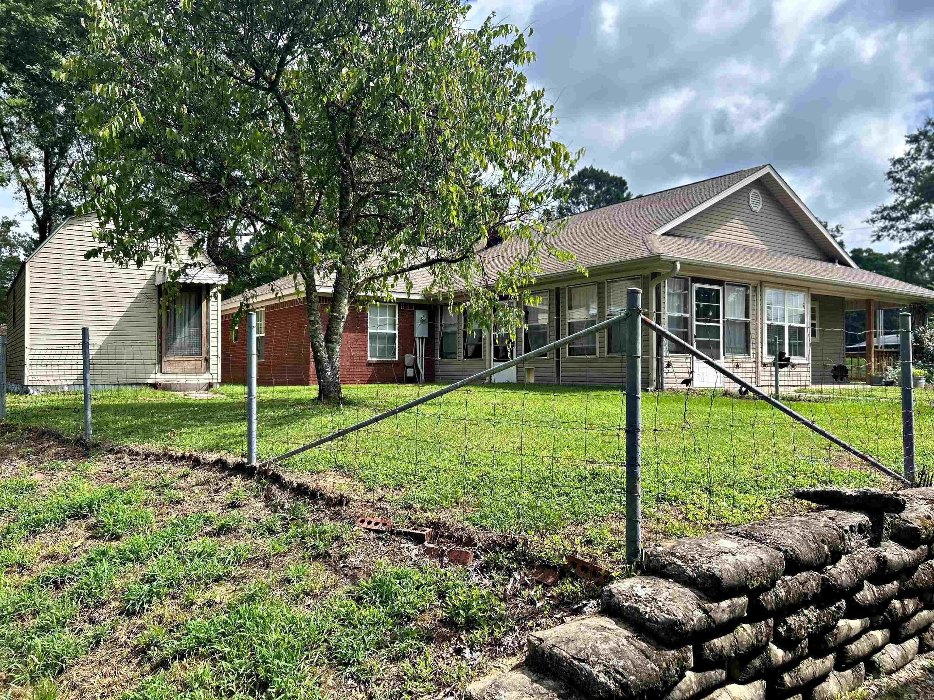 2263 Shouse Ford Road Amity, AR 71929