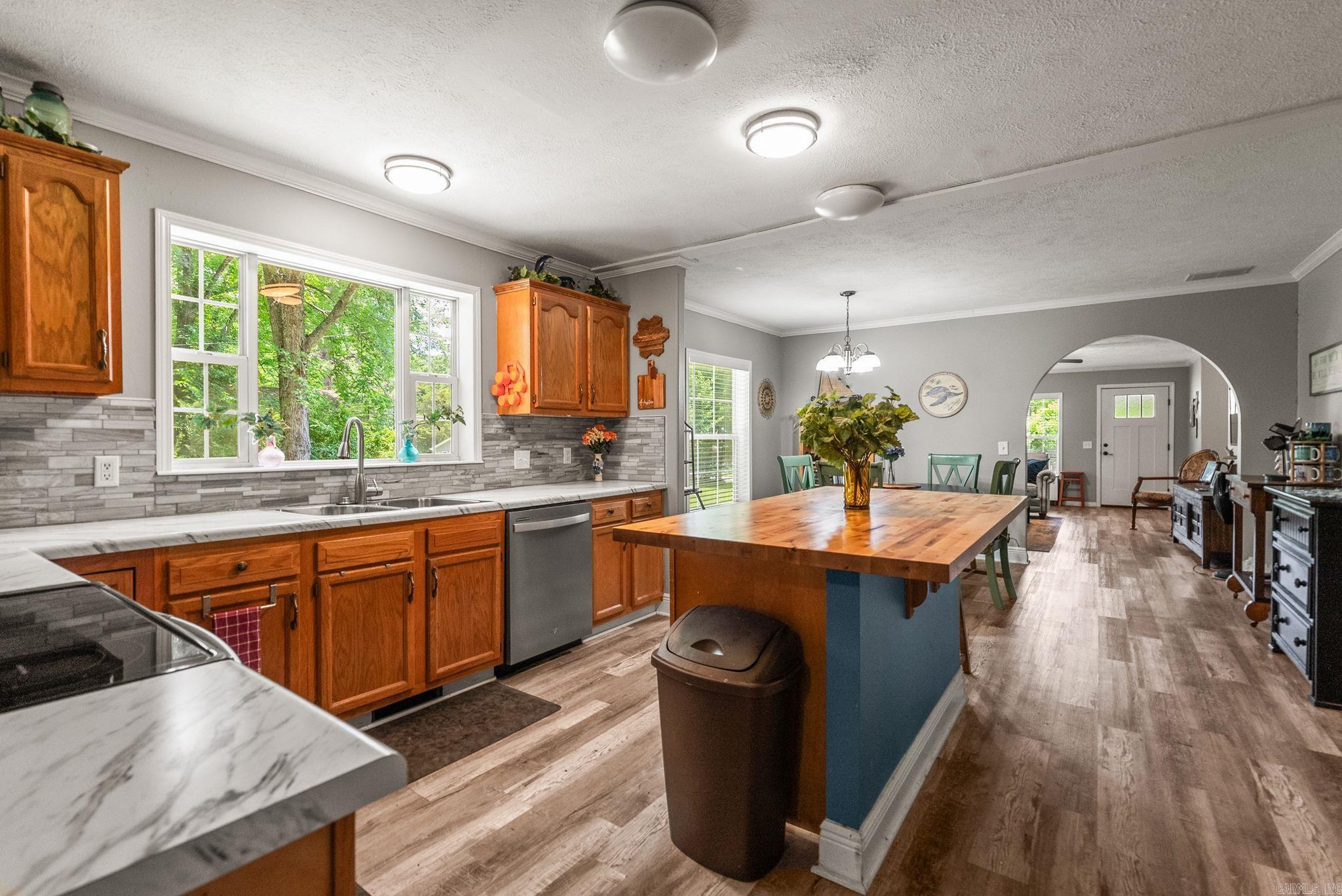 42 Imperial  Conway, AR