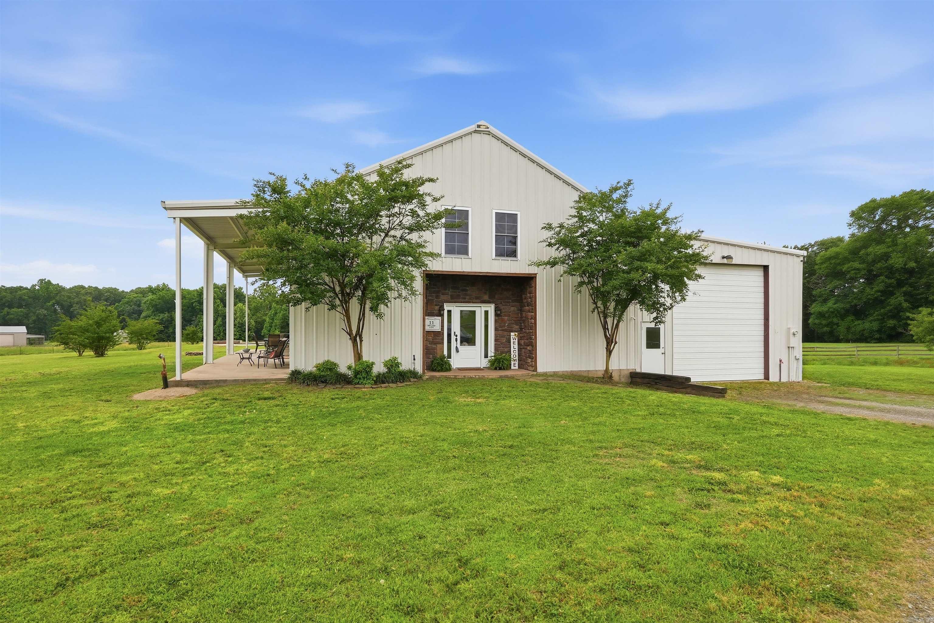 11 Hillard  Greenbrier, AR