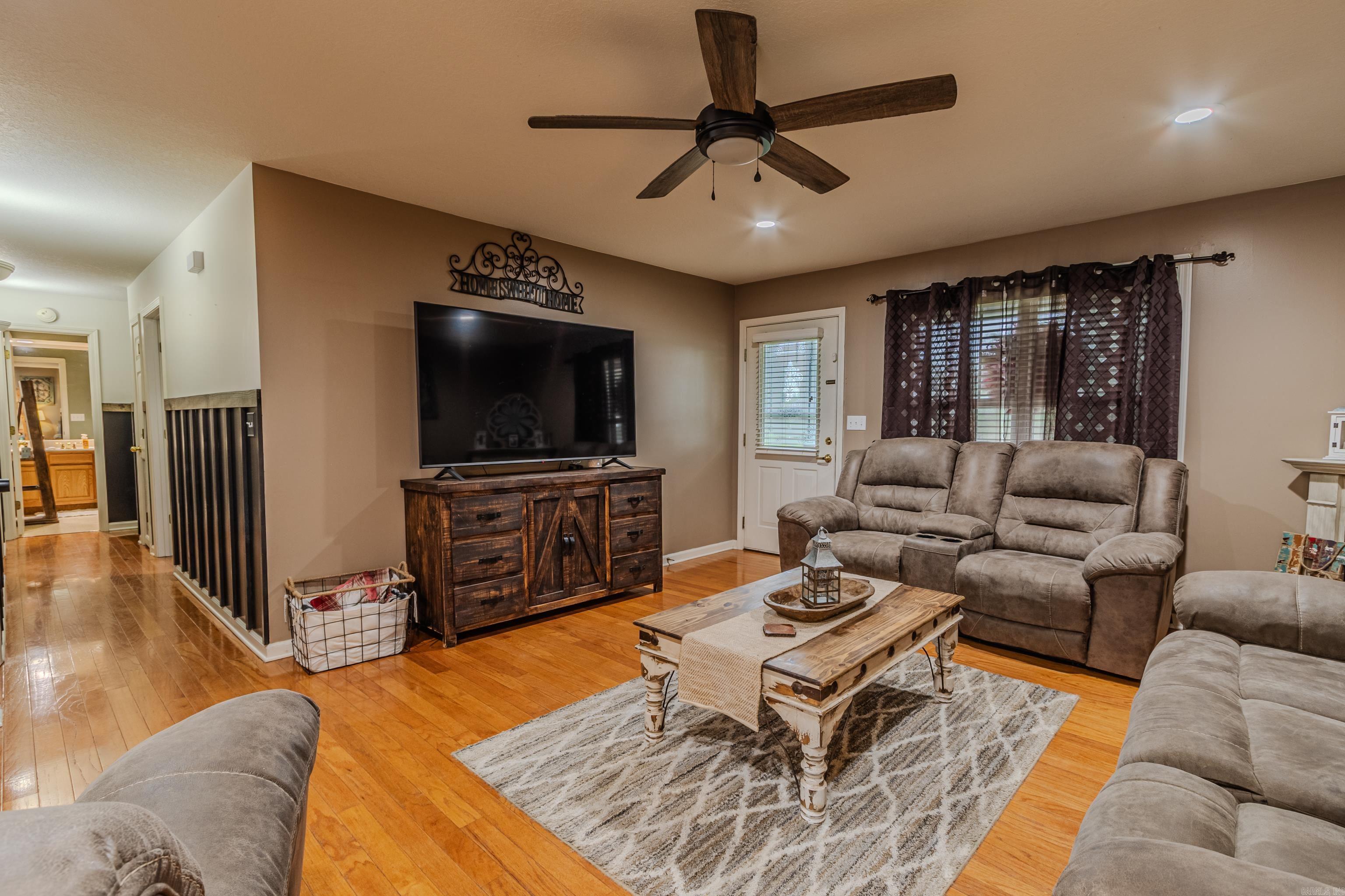 601 N 6th  Marmaduke, AR