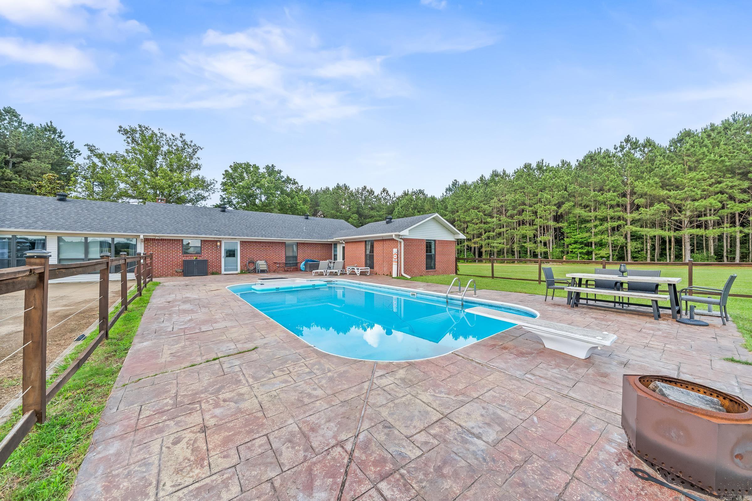 378 317  Lockesburg, AR