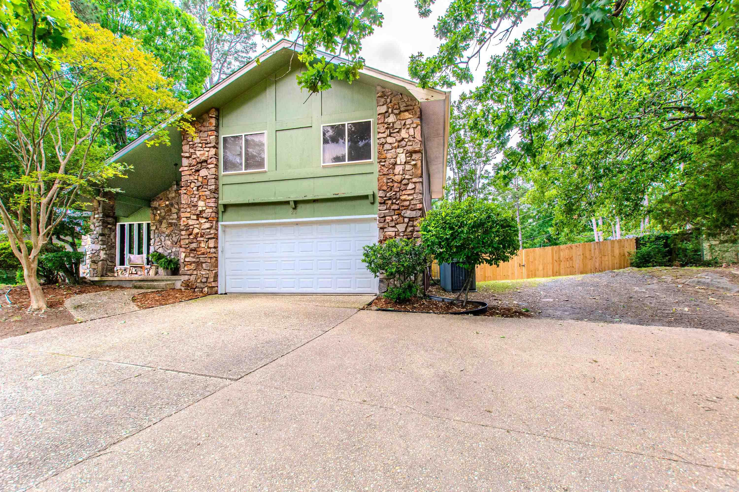 22 Point South  Little Rock, AR