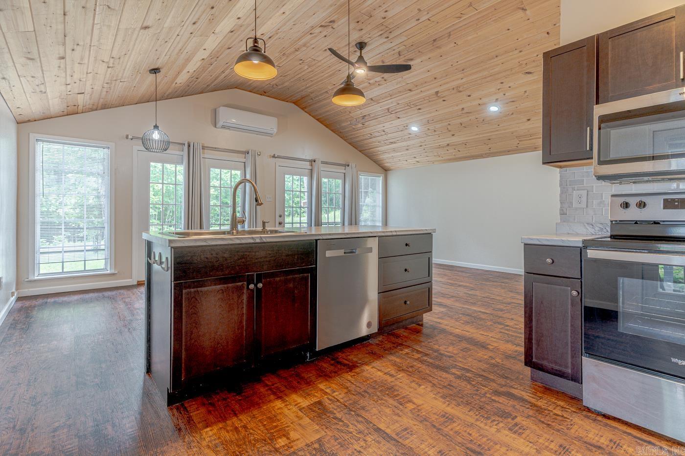 138 Flathead Dr  Cherokee Village, AR