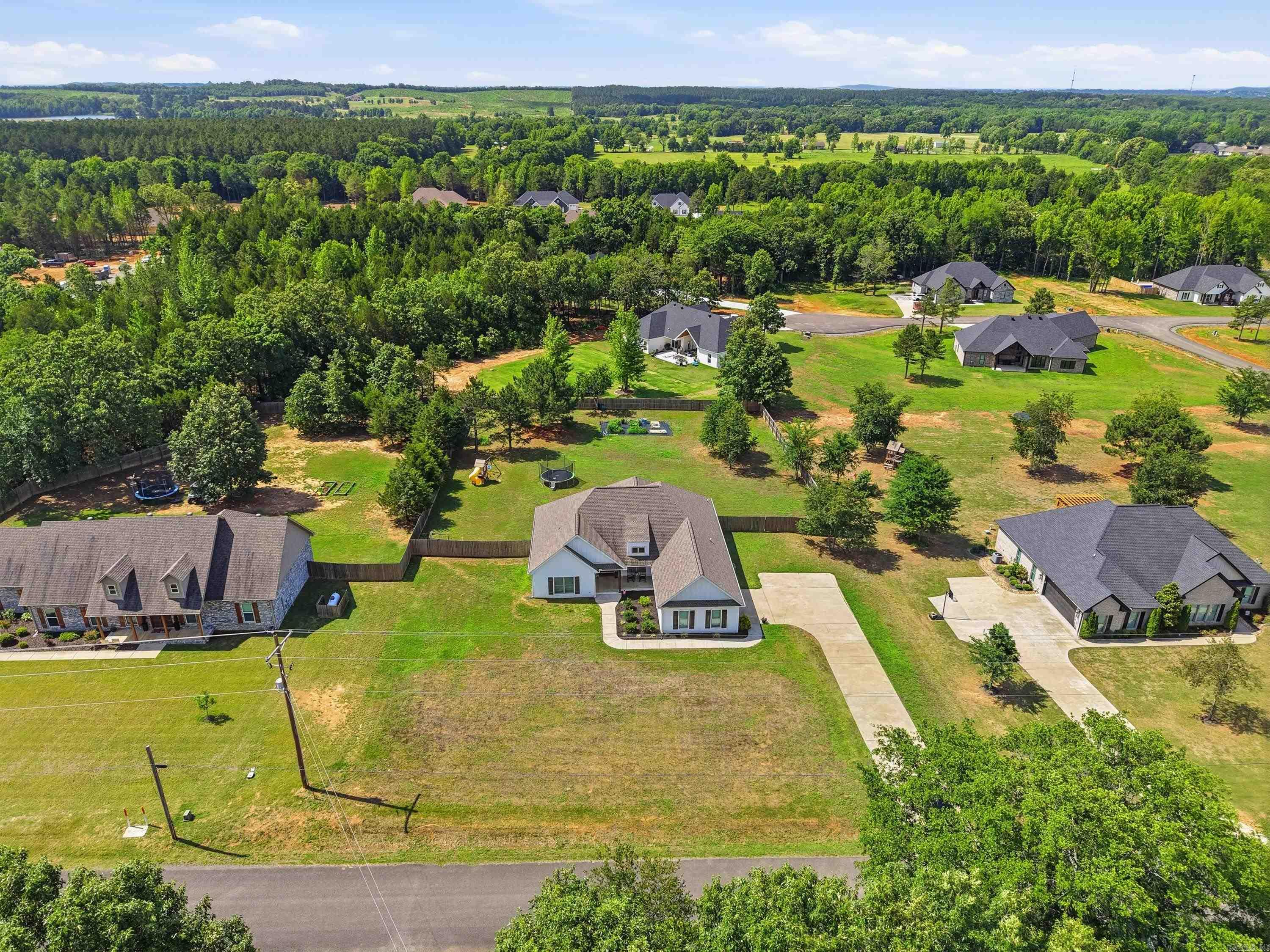 64 Hargrove  Greenbrier, AR