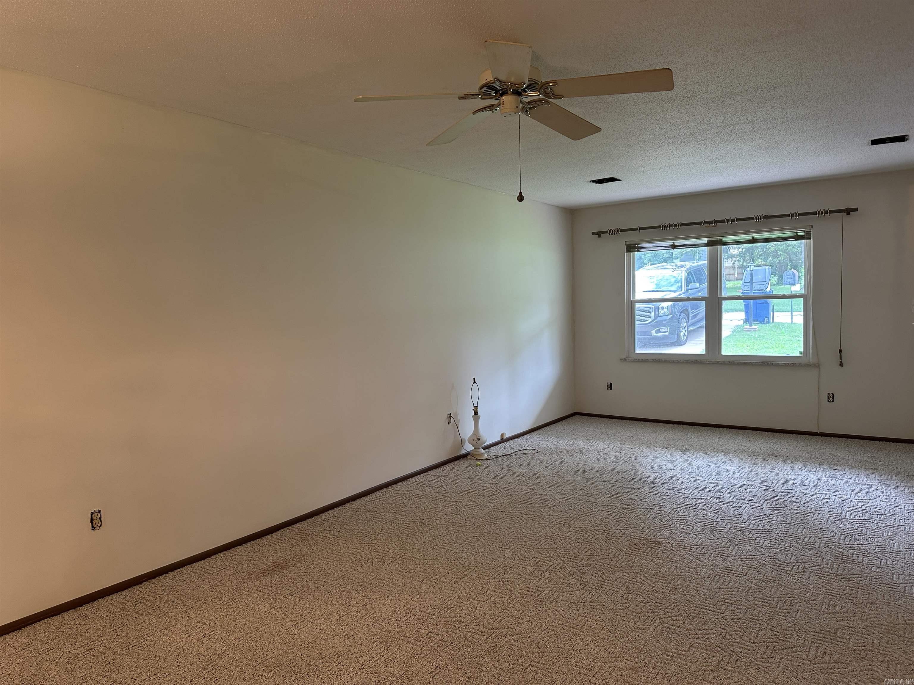 1121 Meadowbrook Drive  Mountain Home, AR