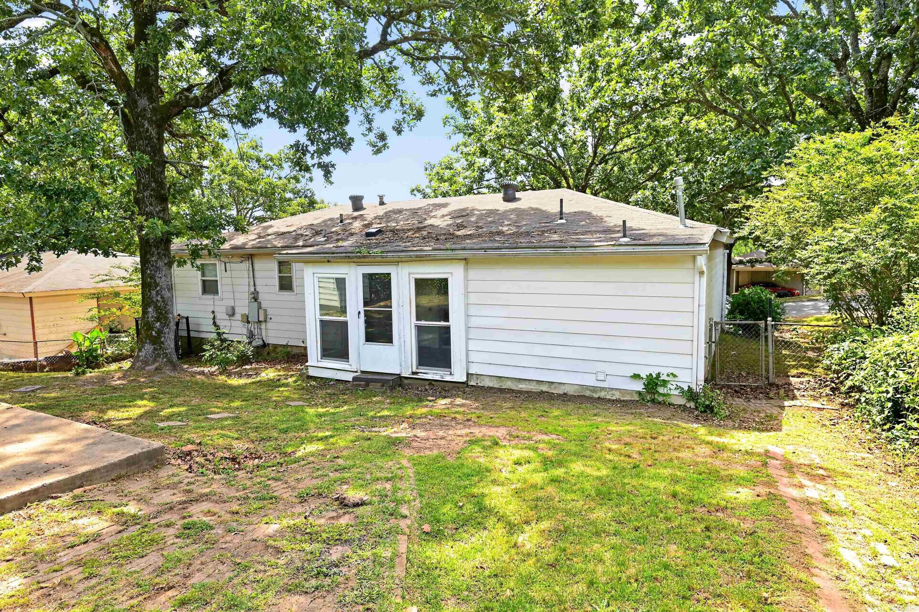 32 Oakview  North Little Rock, AR