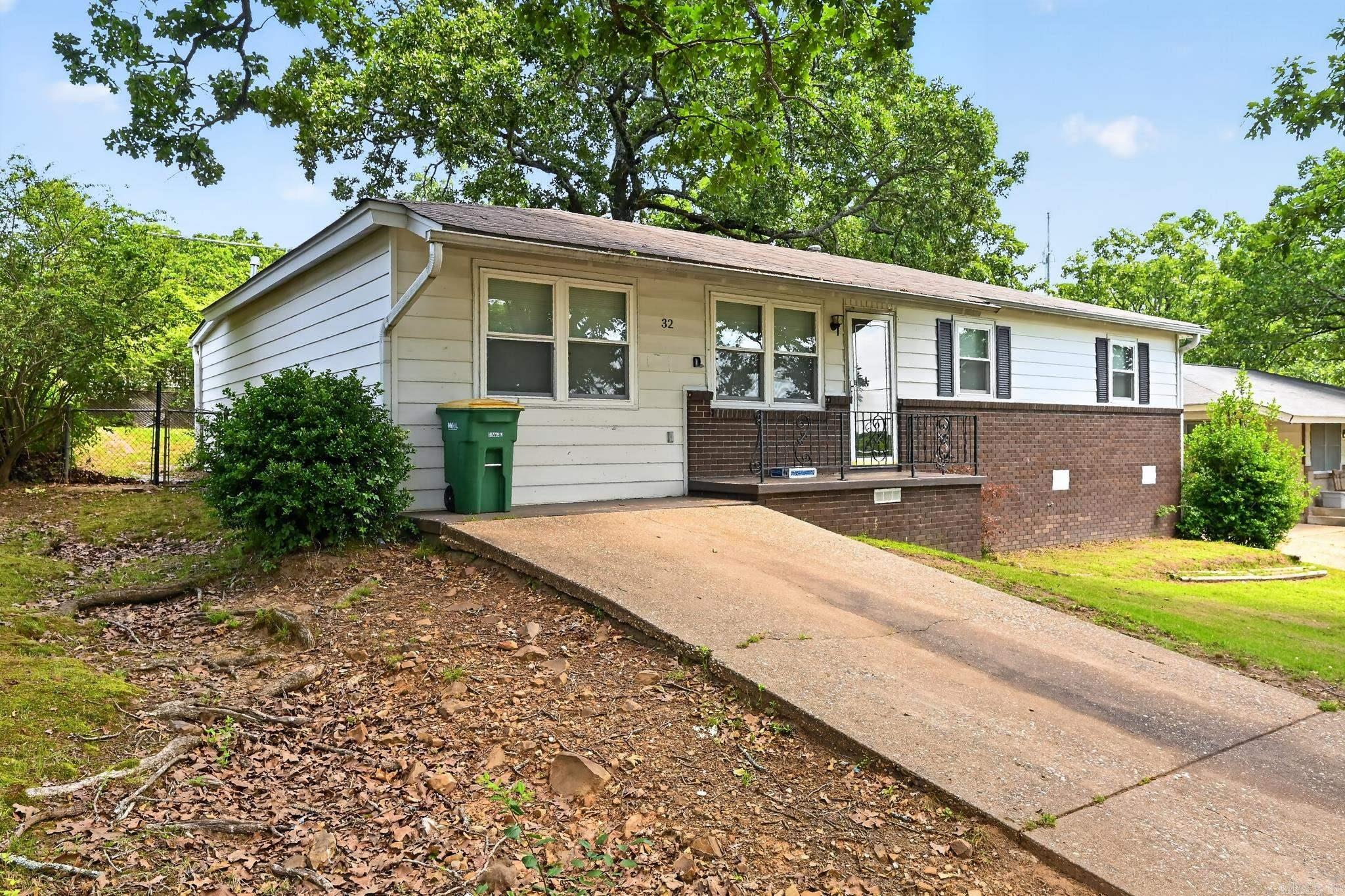 32 Oakview  North Little Rock, AR