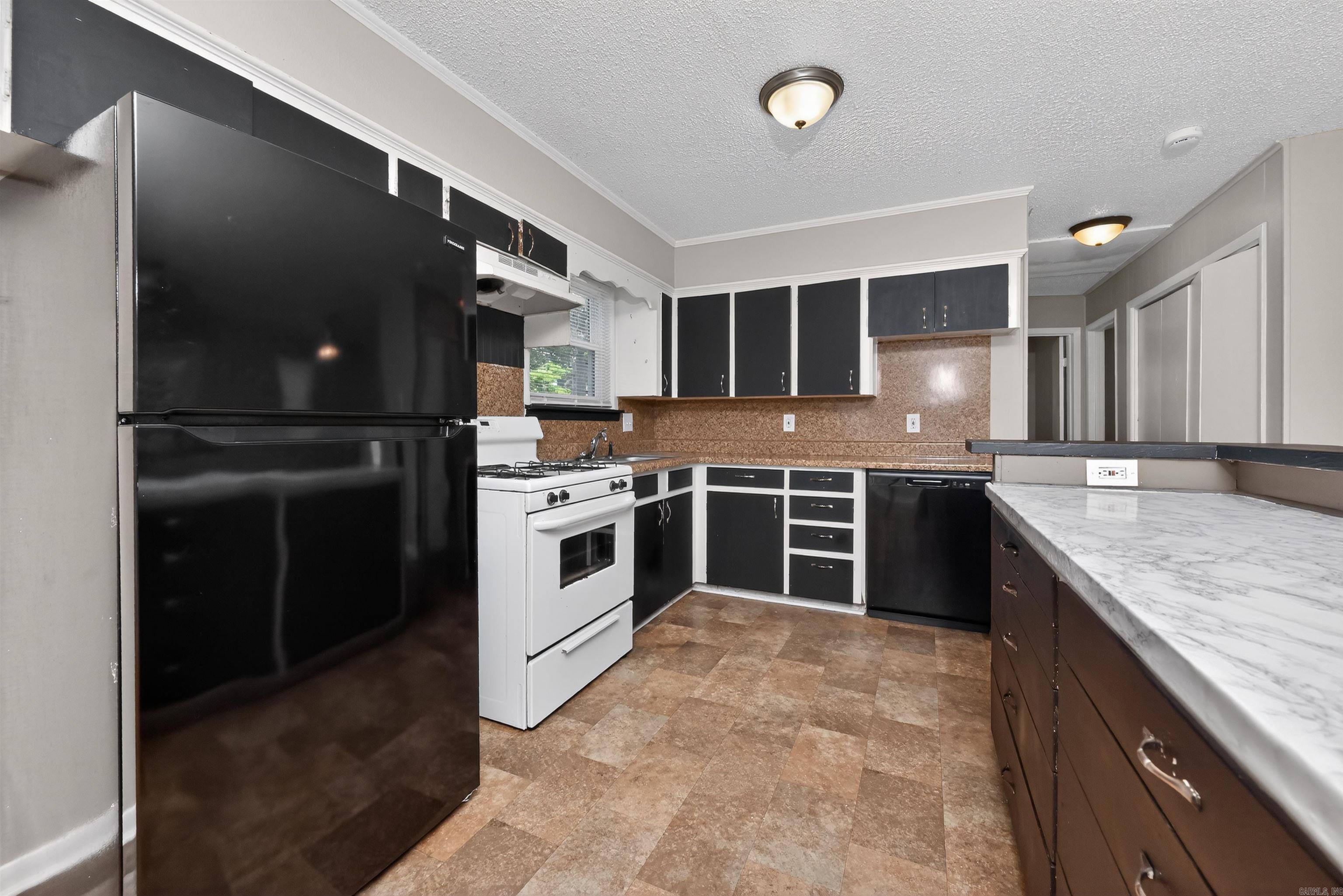 32 Oakview  North Little Rock, AR