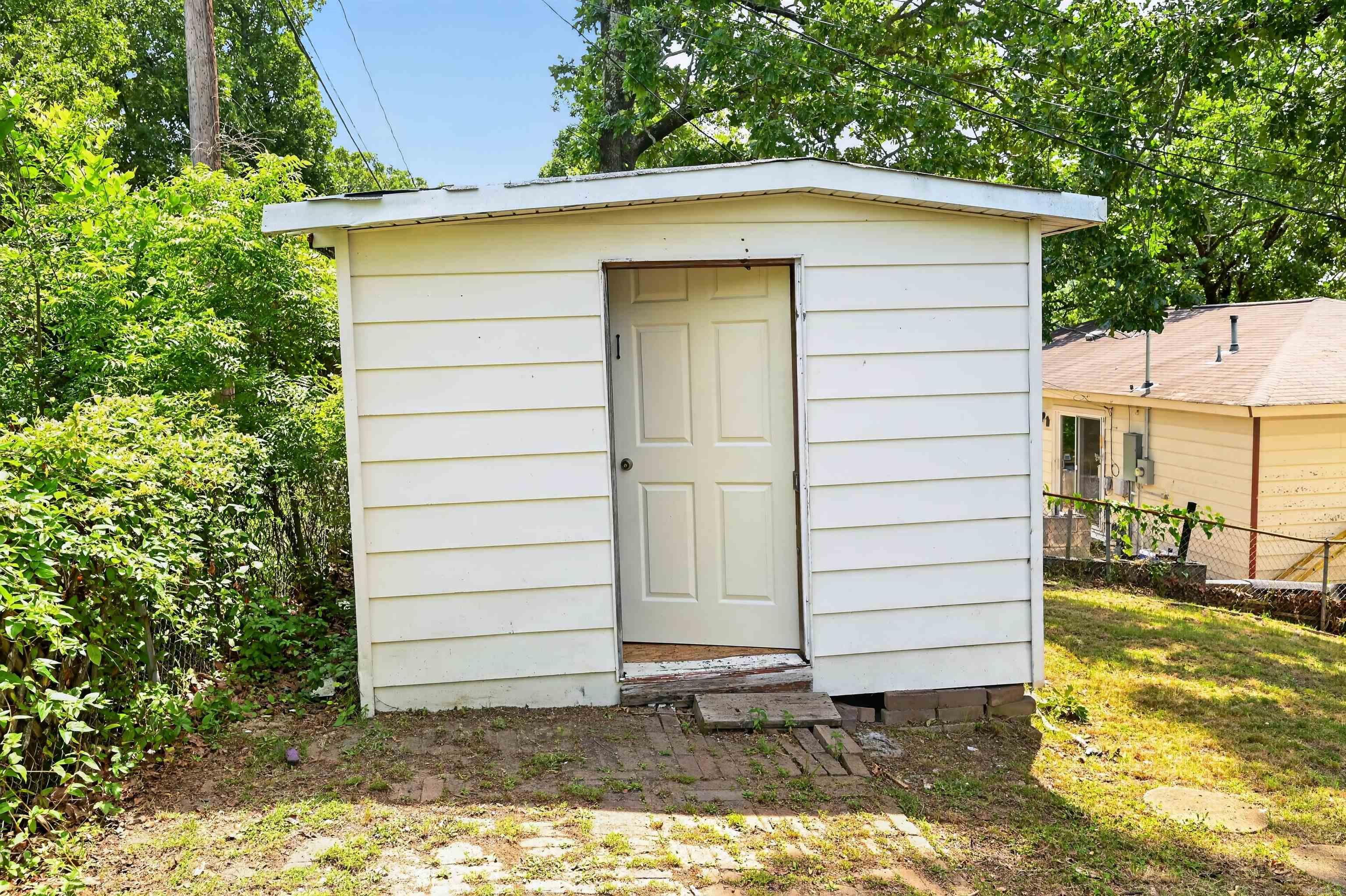 32 Oakview  North Little Rock, AR