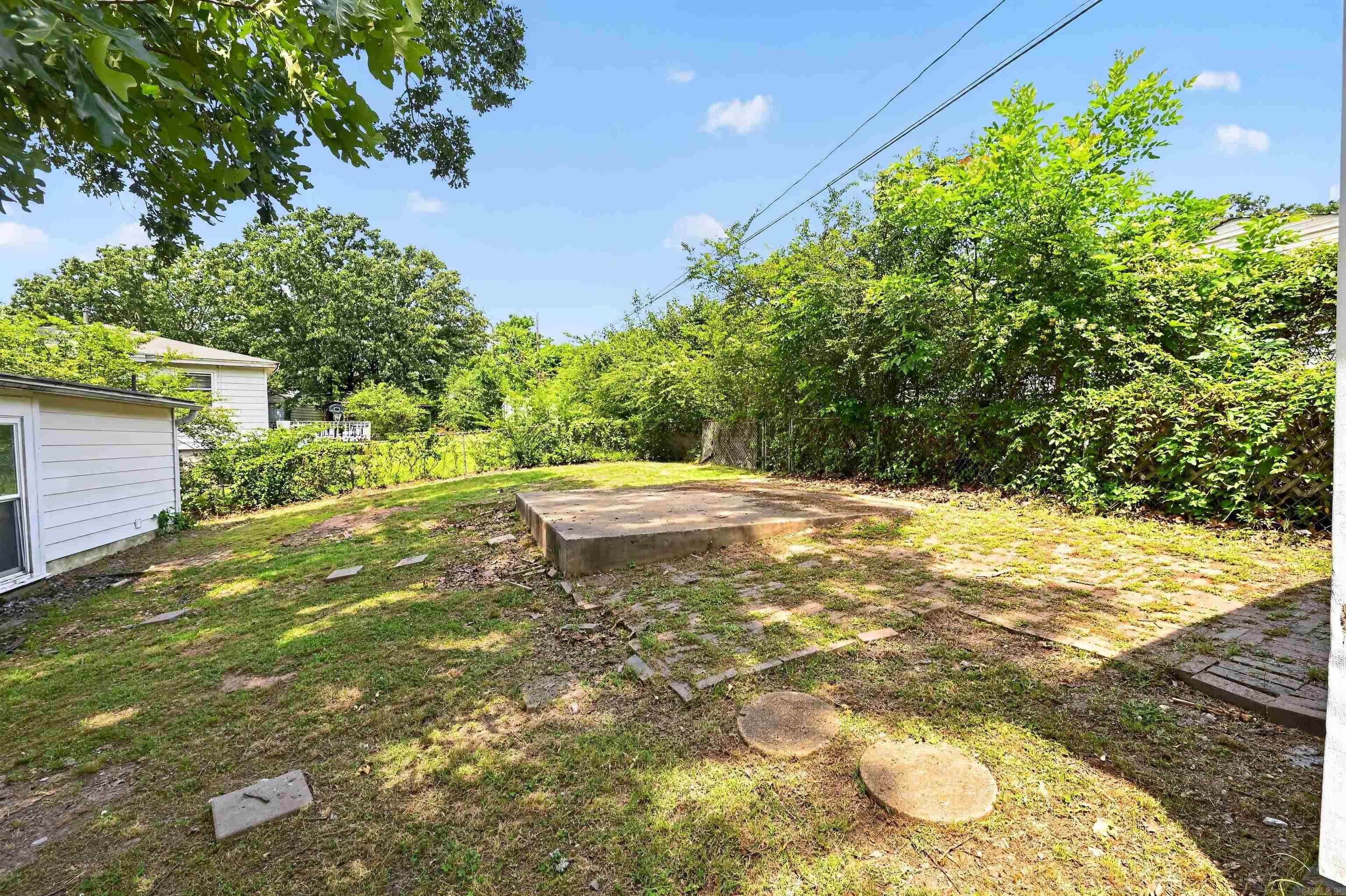 32 Oakview  North Little Rock, AR