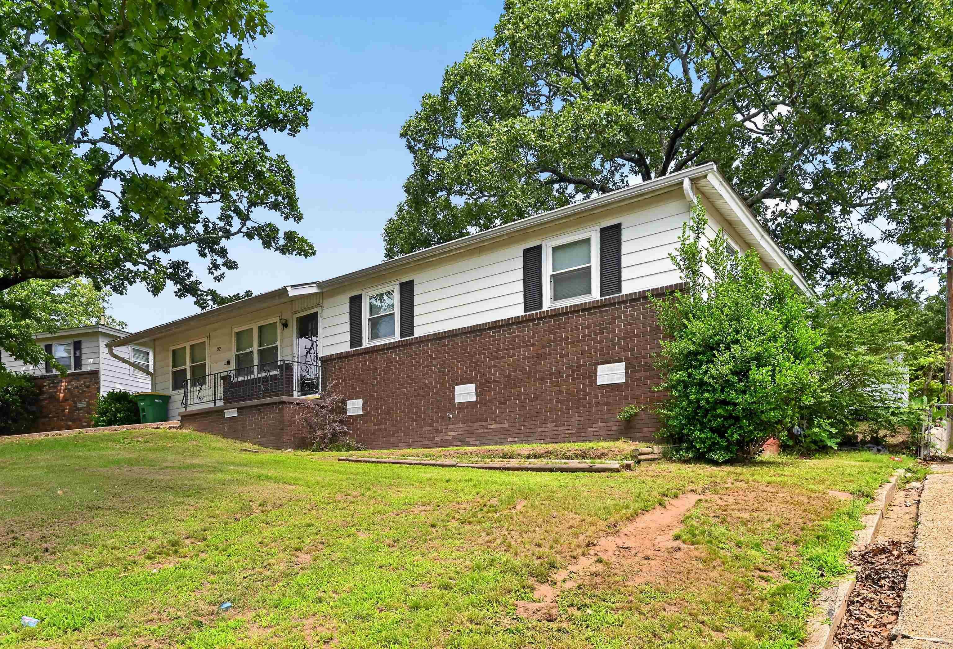 32 Oakview  North Little Rock, AR