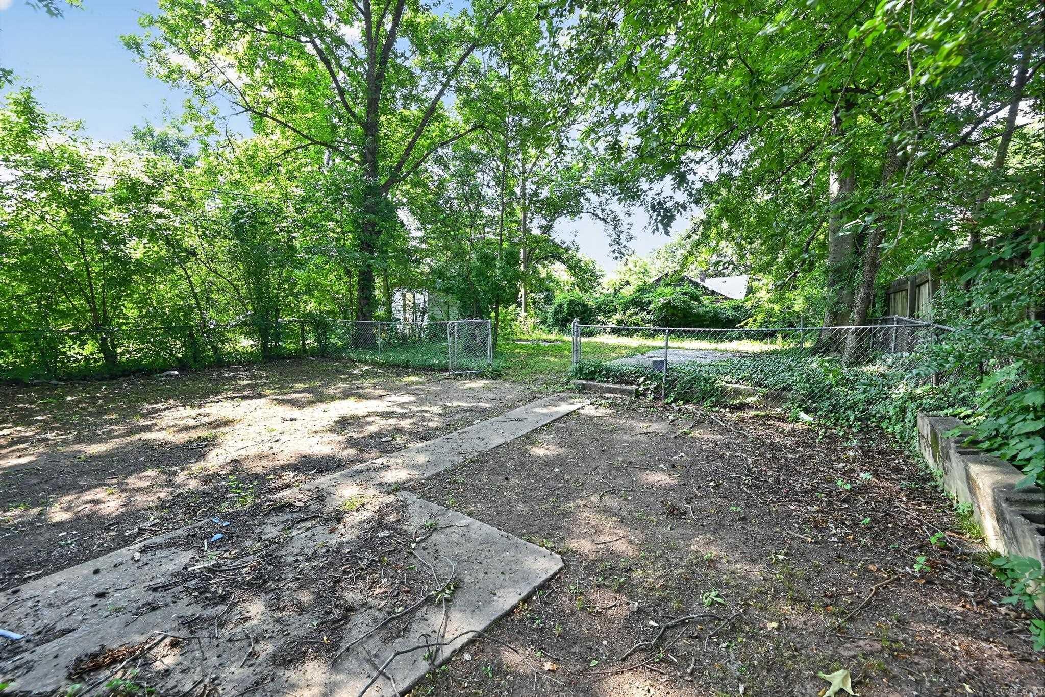 5105 W 28Th  Little Rock, AR