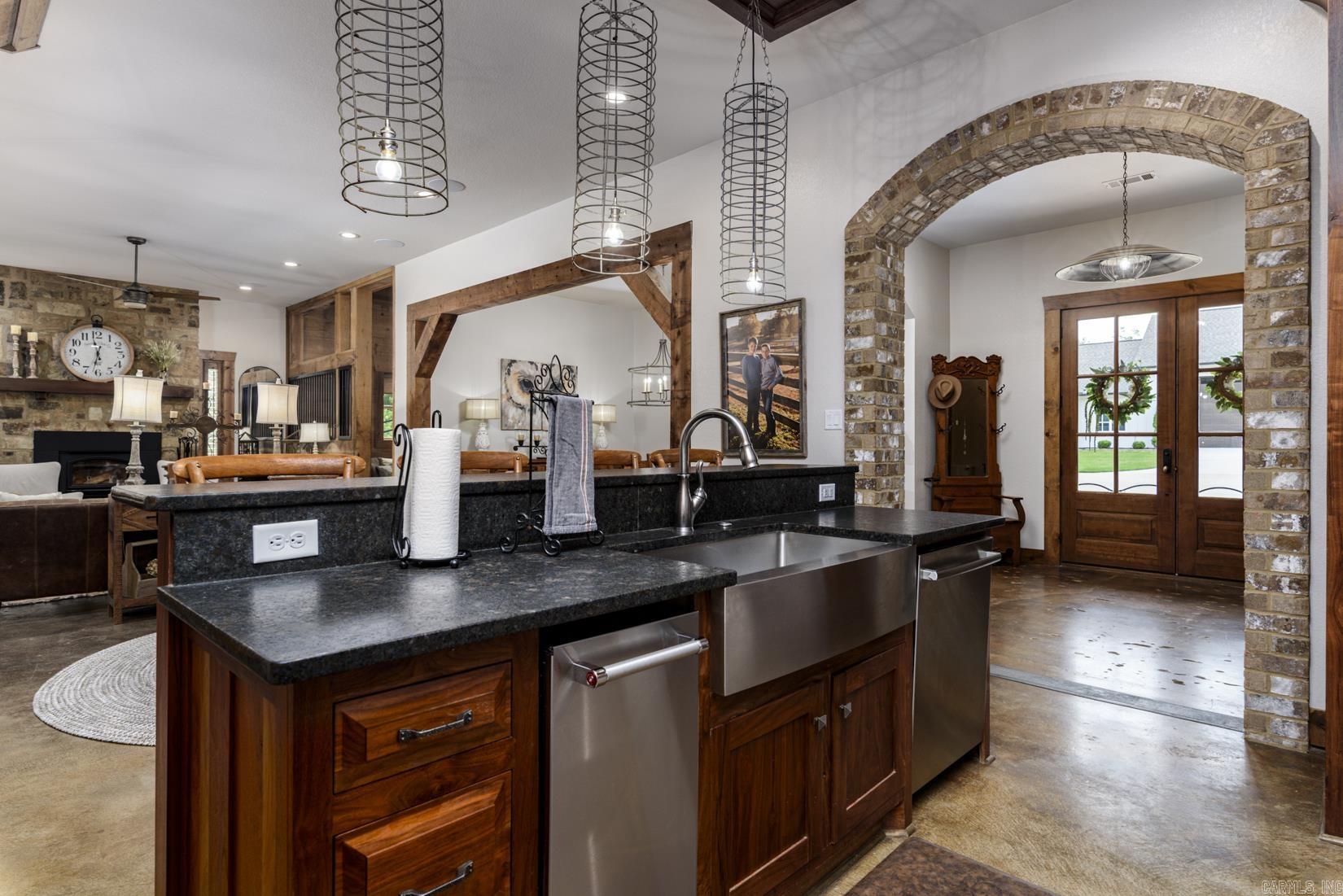 1202 Hilldale Cove  Alexander, AR