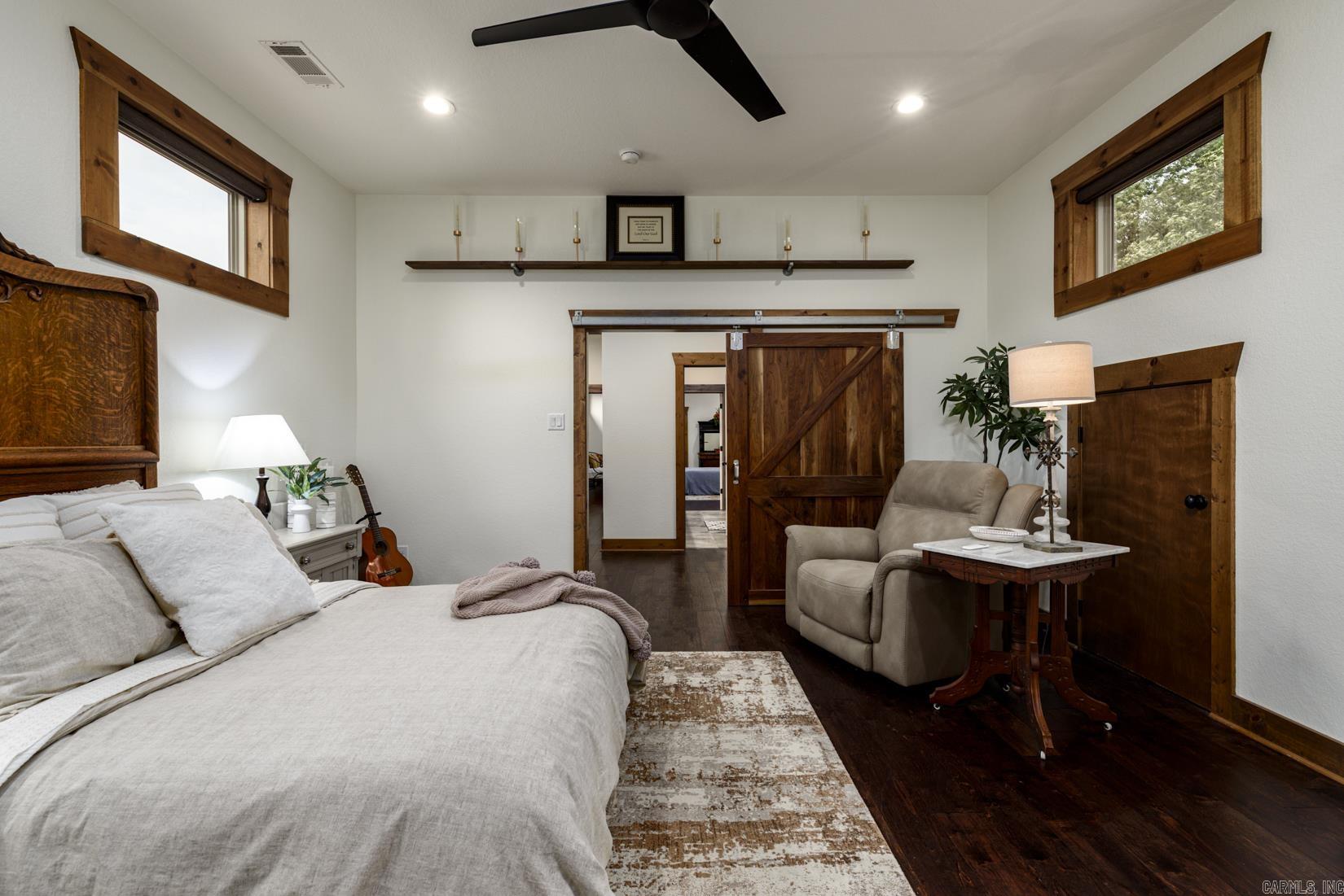 1202 Hilldale Cove Alexander, AR 72002
