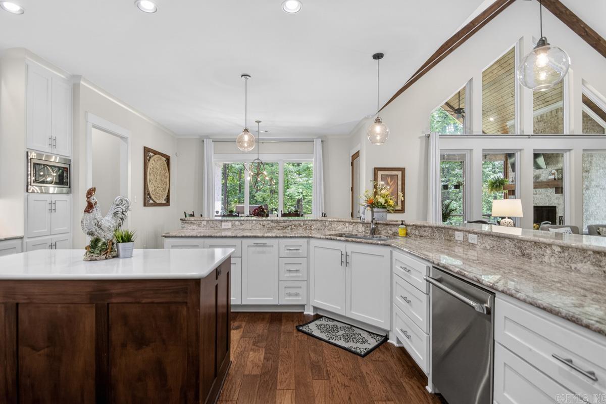 525 Forest Pond Lane  Benton, AR