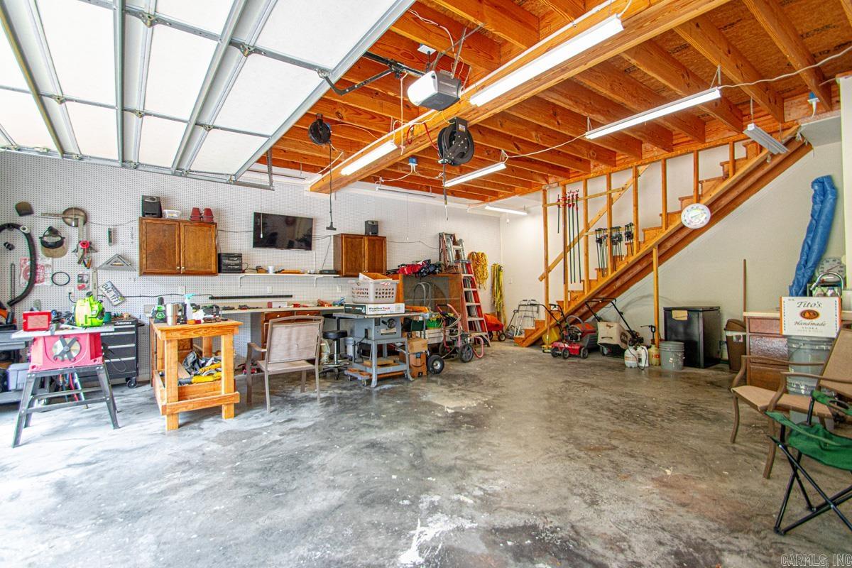 525 Forest Pond Lane  Benton, AR