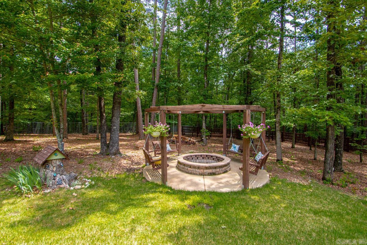 525 Forest Pond Lane  Benton, AR