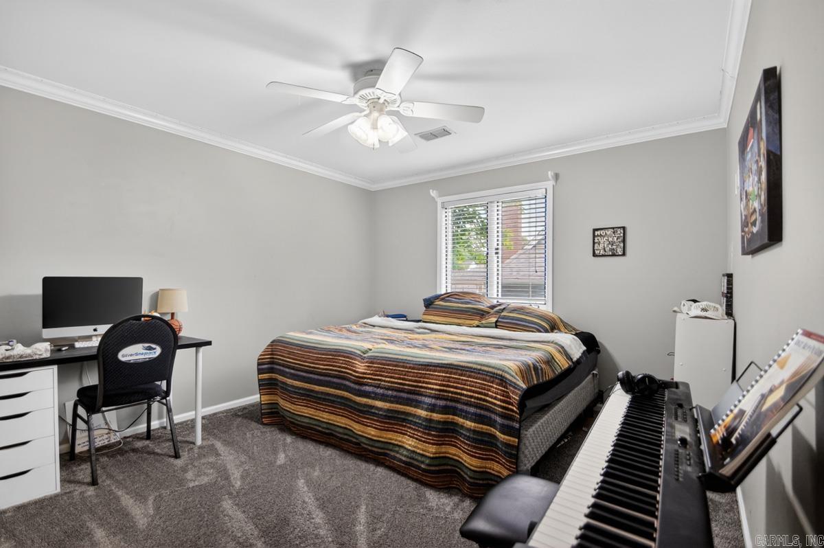 1145 Cambridge Circle Benton, AR 72019