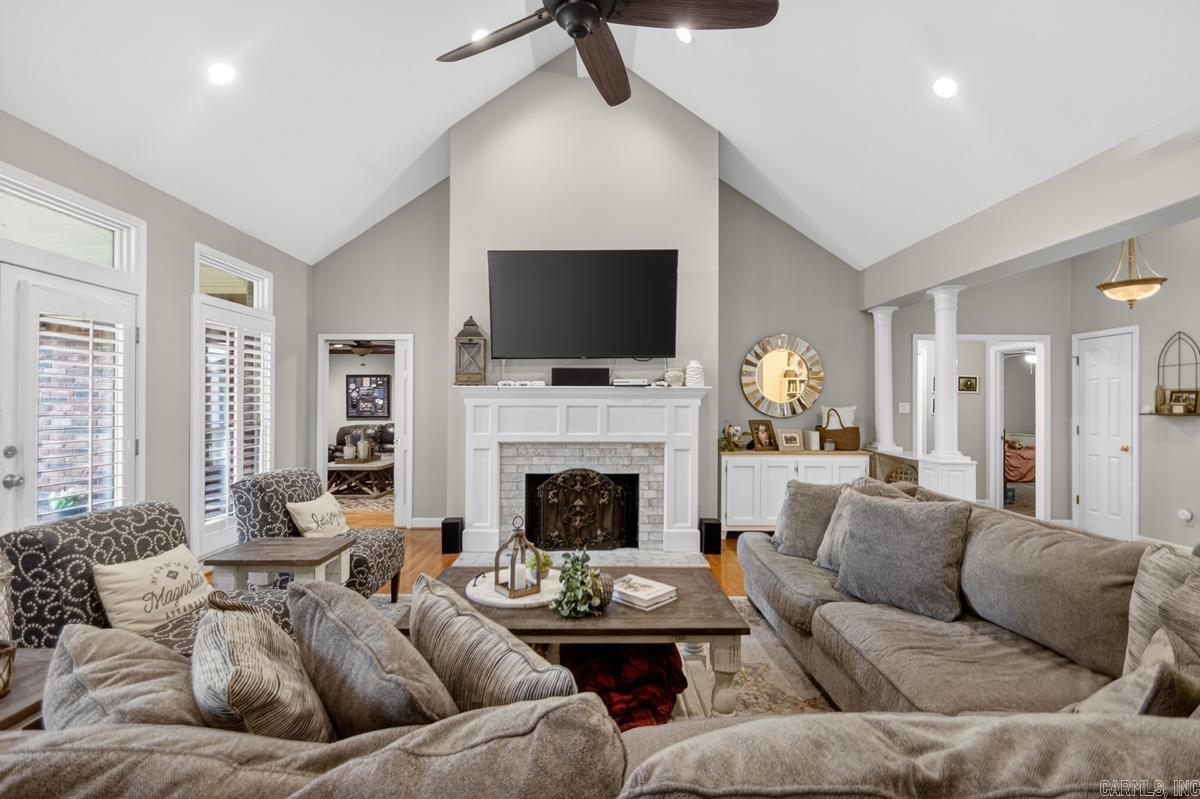 1145 Cambridge Circle Benton, AR 72019