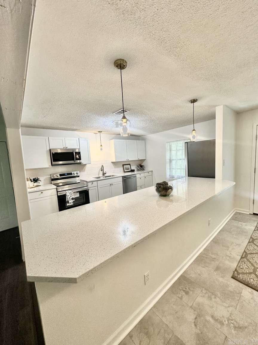 2809 E Cleland  Cabot, AR