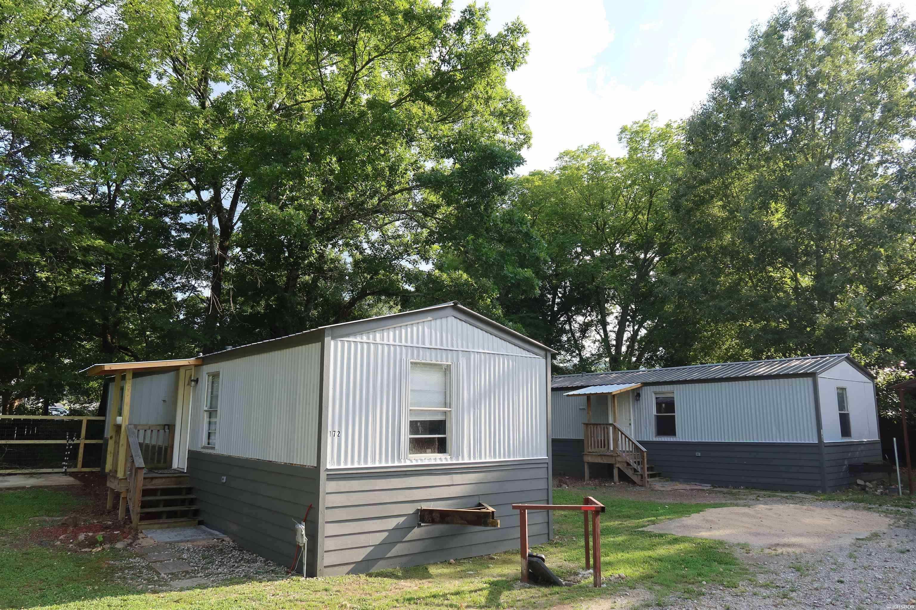 166,168,172,176 Long Beach 166 A&B Hot Springs, AR