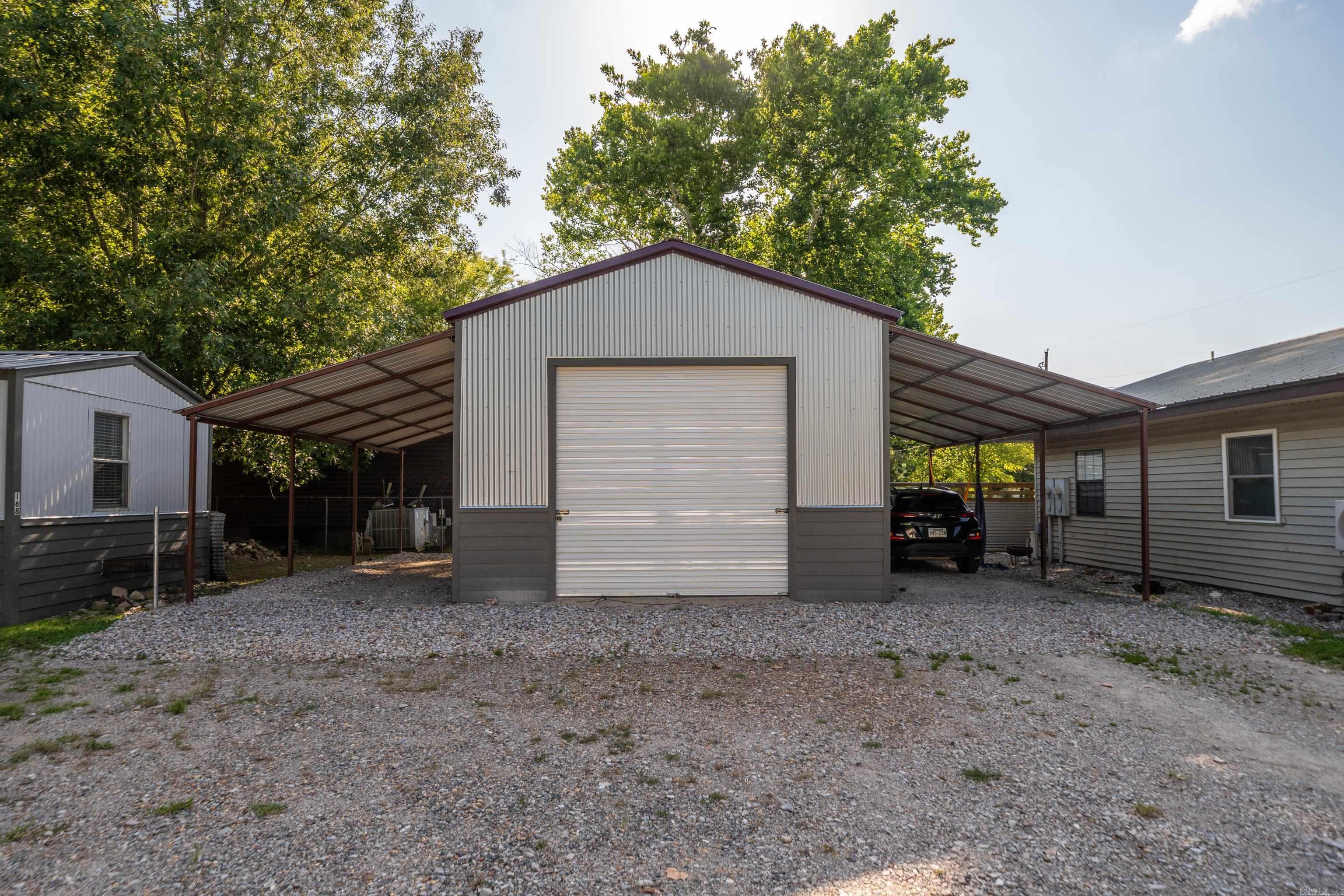 166,168,172,176 Long Beach 166 A&B Hot Springs, AR