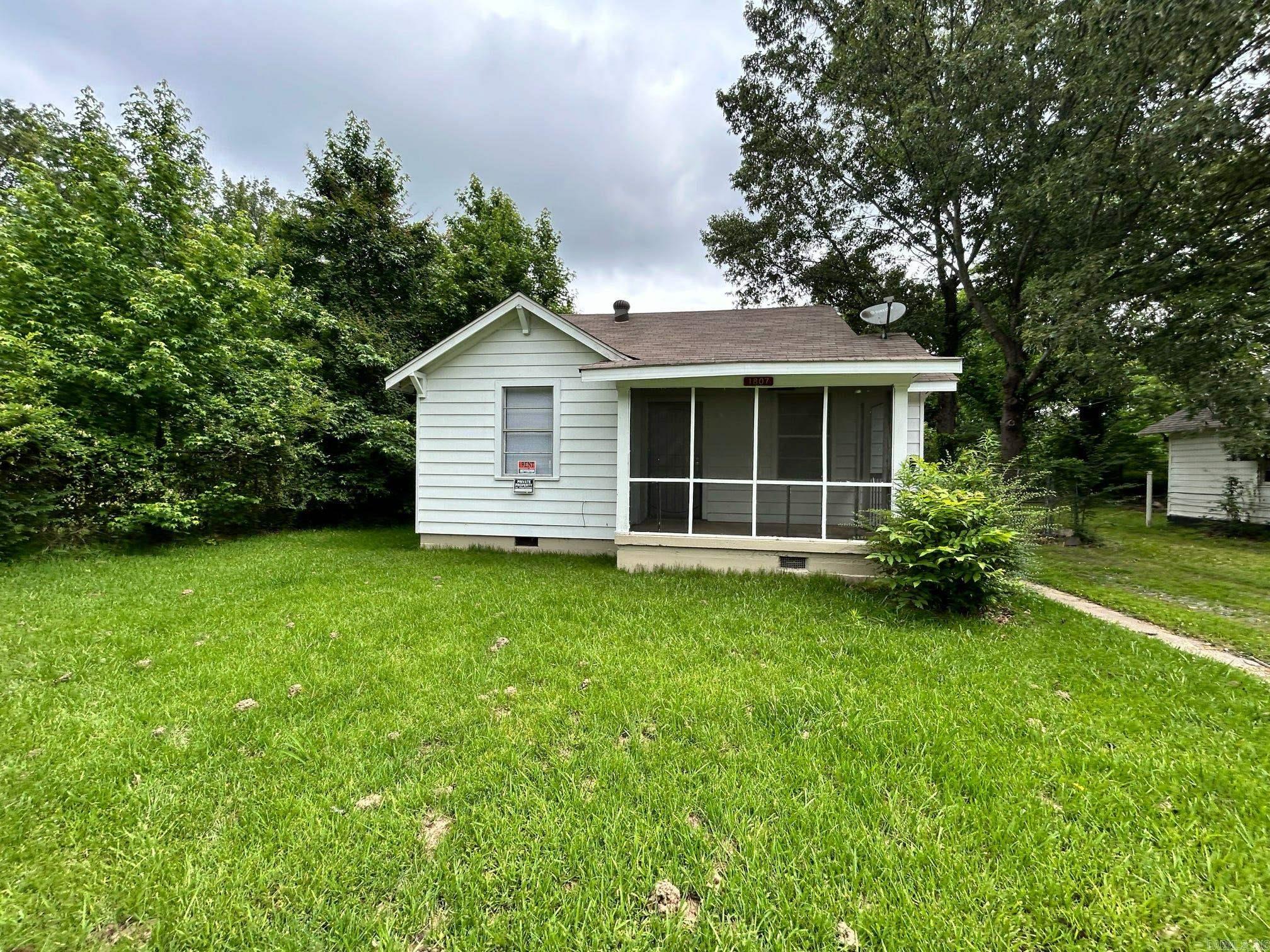 1807 W 27Th  Pine Bluff, AR
