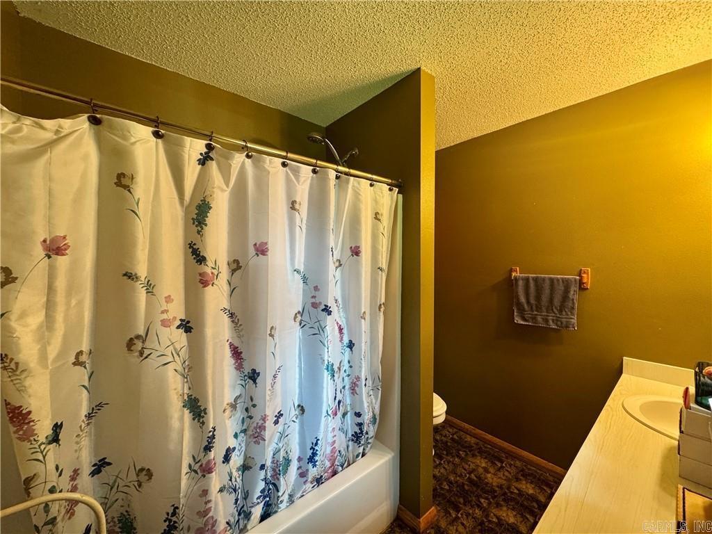 715 Dug  Russellville, AR