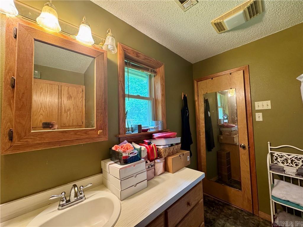 715 Dug  Russellville, AR