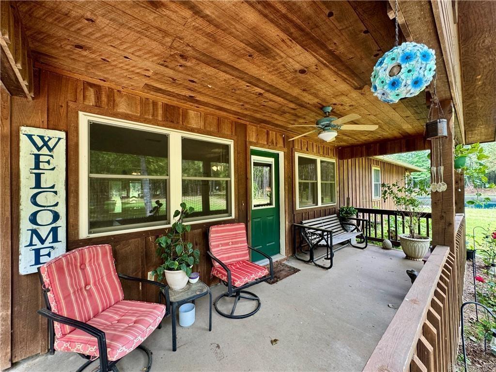 715 Dug  Russellville, AR