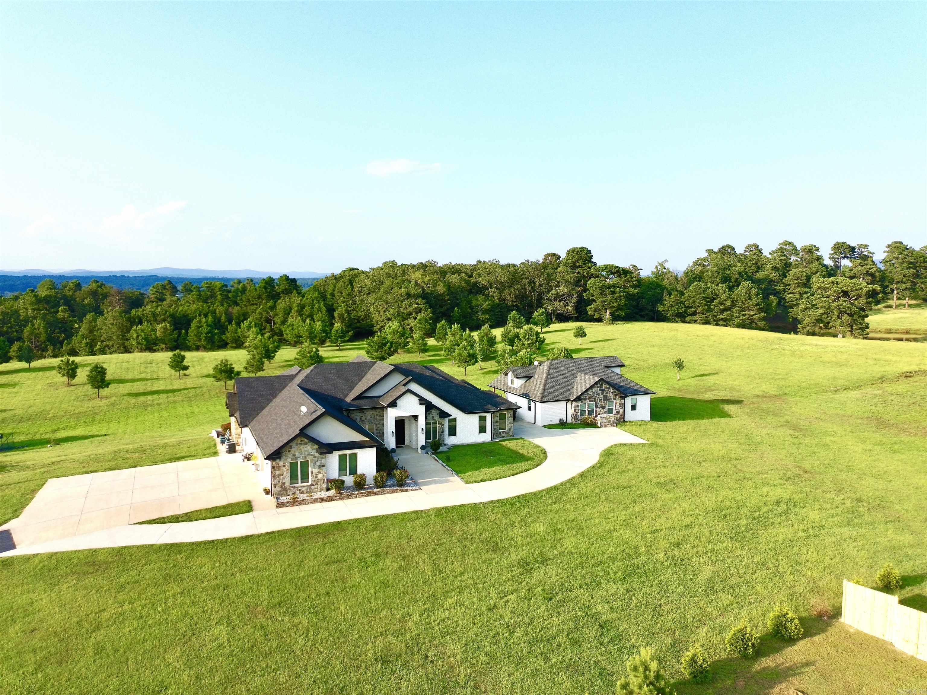 4907 Sunshine Rd  Pearcy, AR