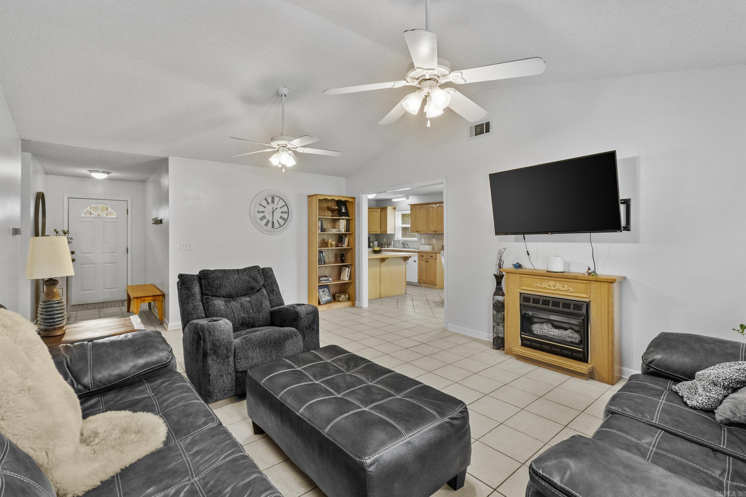 7112 W Republican  Jacksonville, AR