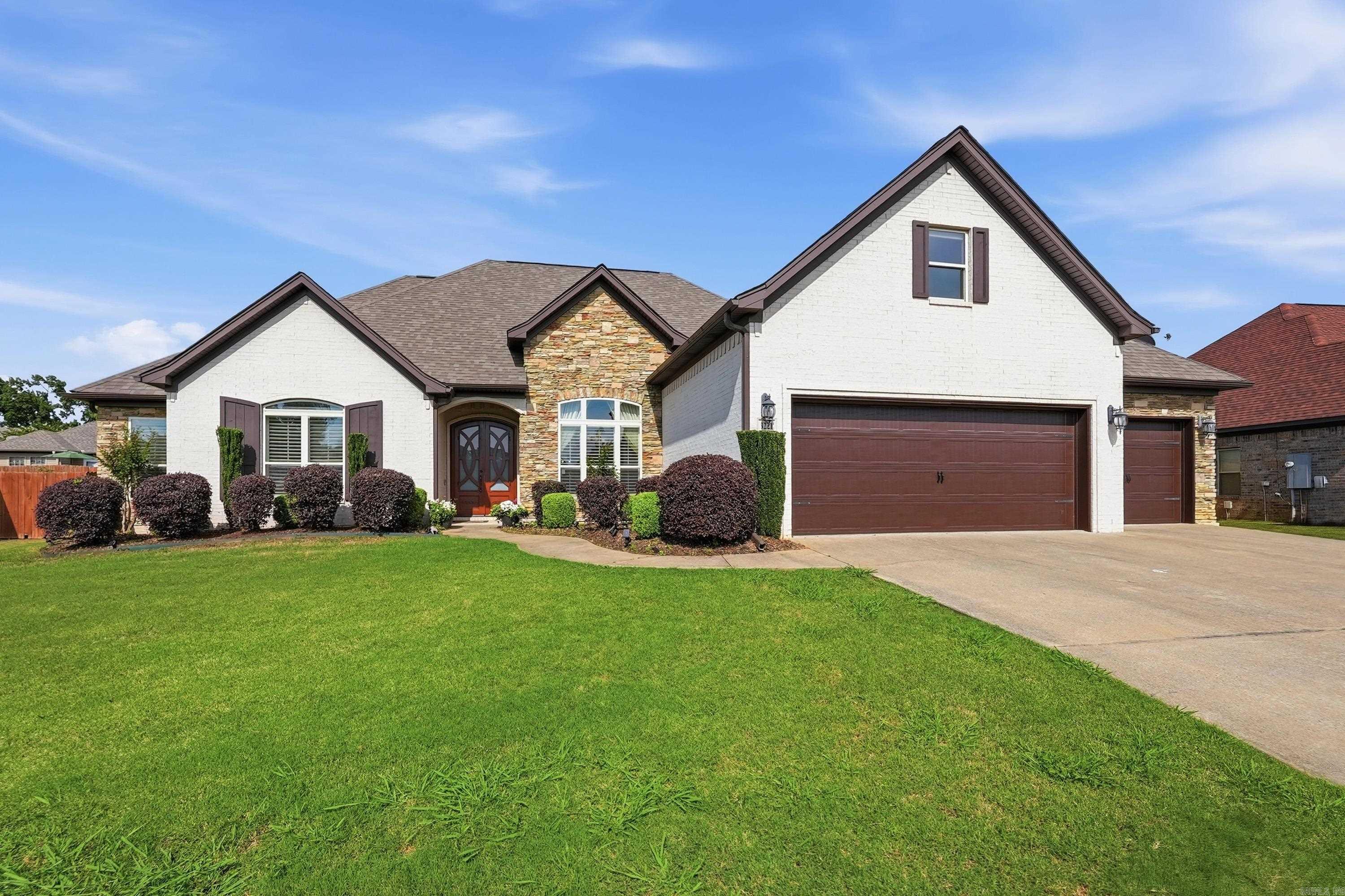 3221 Robbins Drive  Bryant, AR