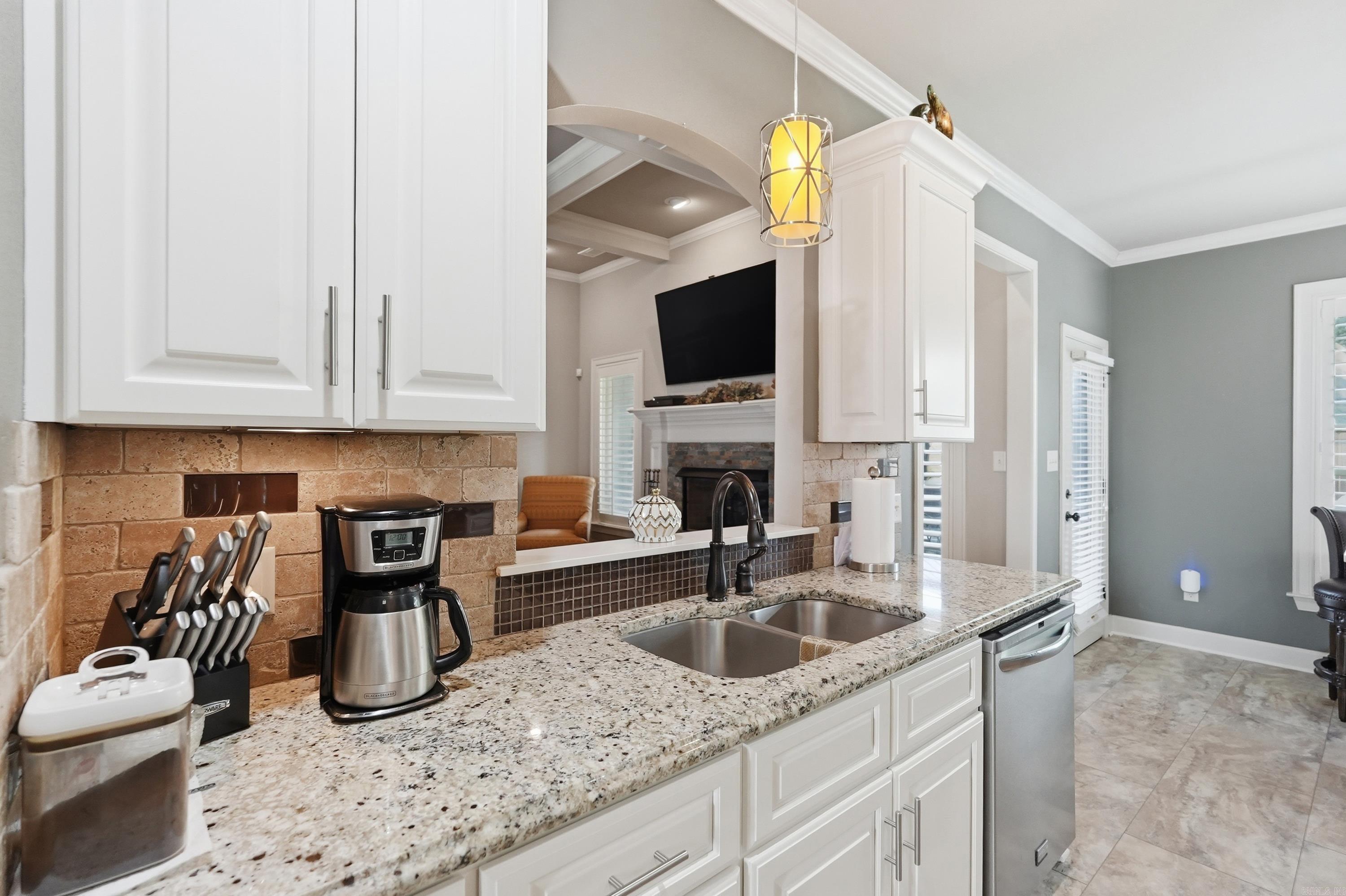 3221 Robbins Drive  Bryant, AR
