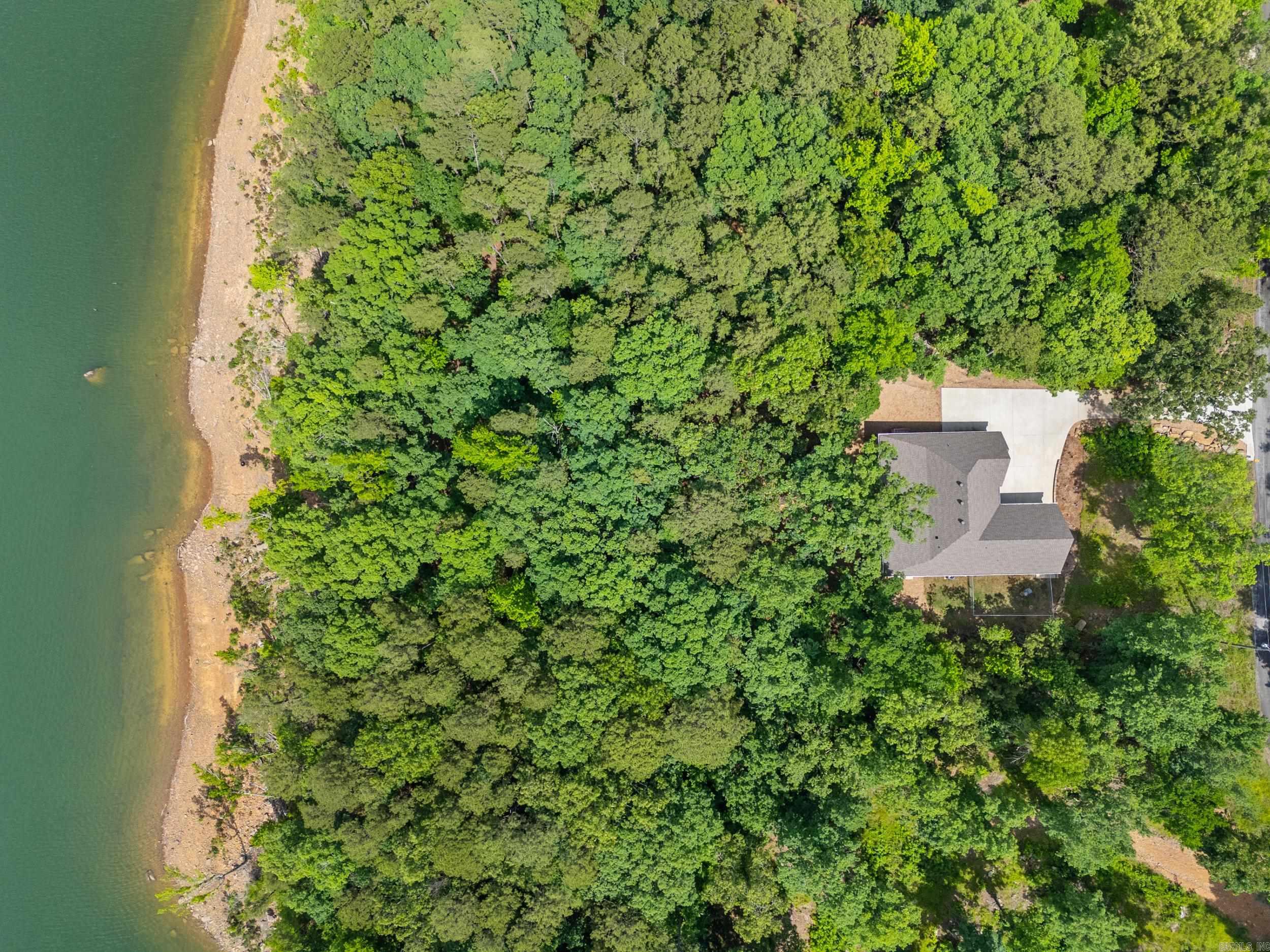 624 Valhalla Drive  Greers Ferry, AR