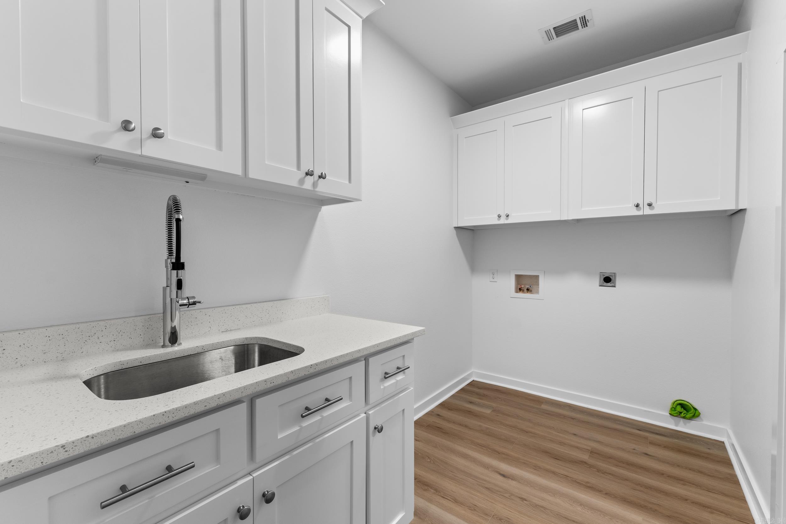 624 Valhalla Drive  Greers Ferry, AR