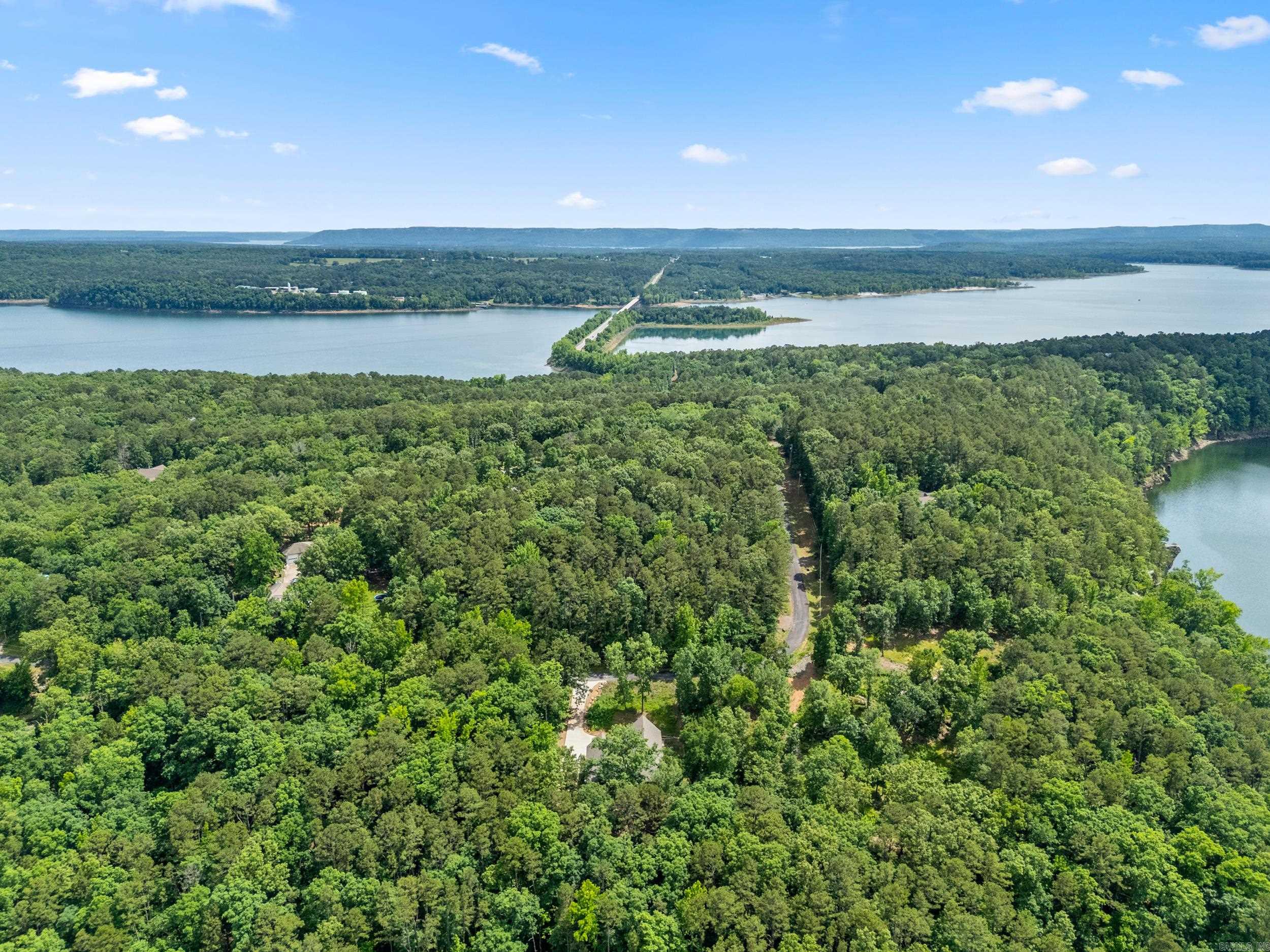 624 Valhalla Drive  Greers Ferry, AR