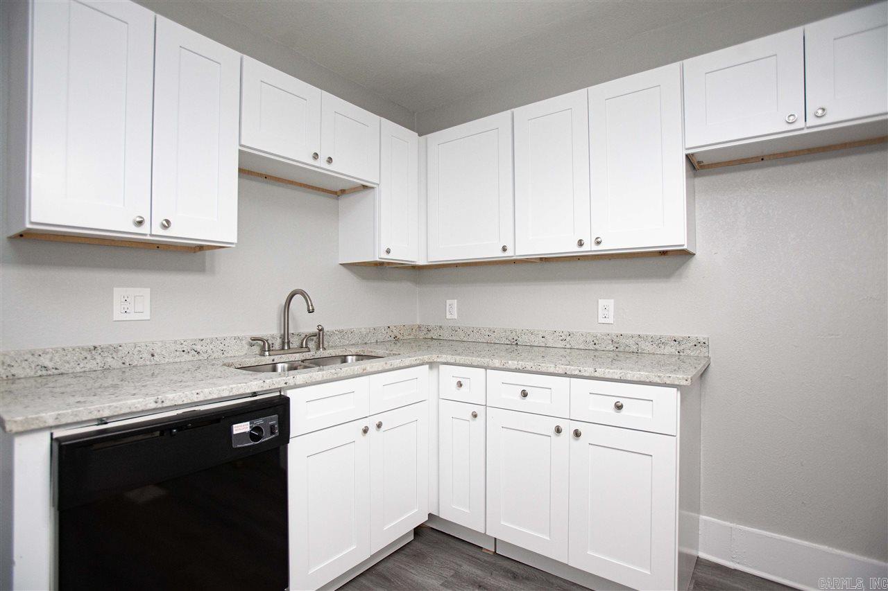 2421 S Oak  Little Rock, AR