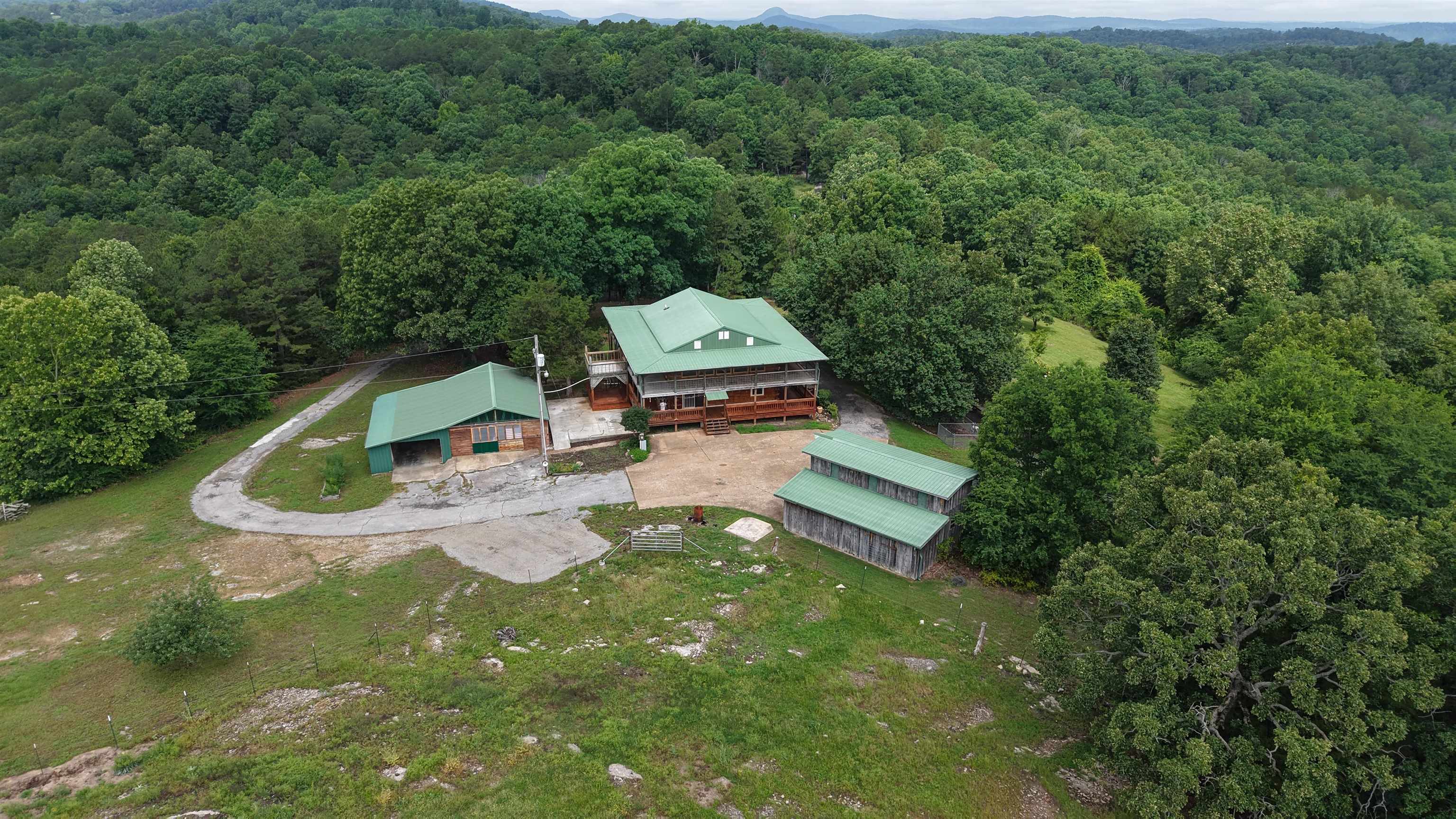 24 Red Lamb Road  Melbourne, AR