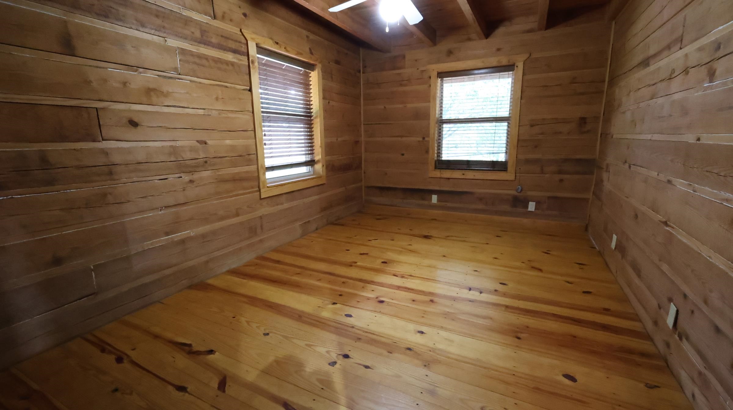 24 Red Lamb Road  Melbourne, AR