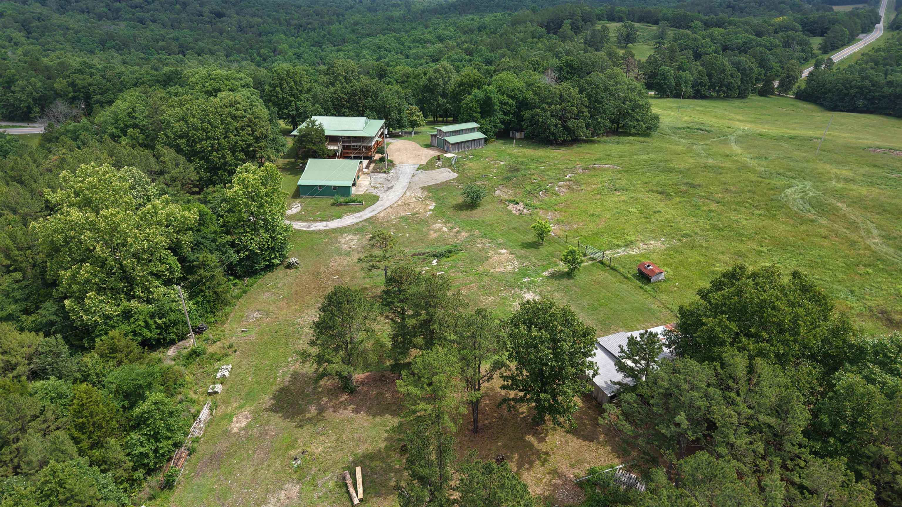 24 Red Lamb Road  Melbourne, AR