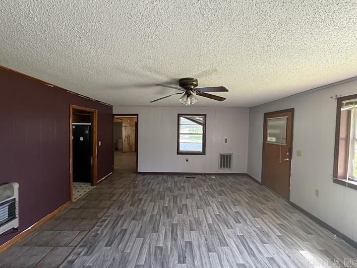 533 Main  Pleasant Plains, AR
