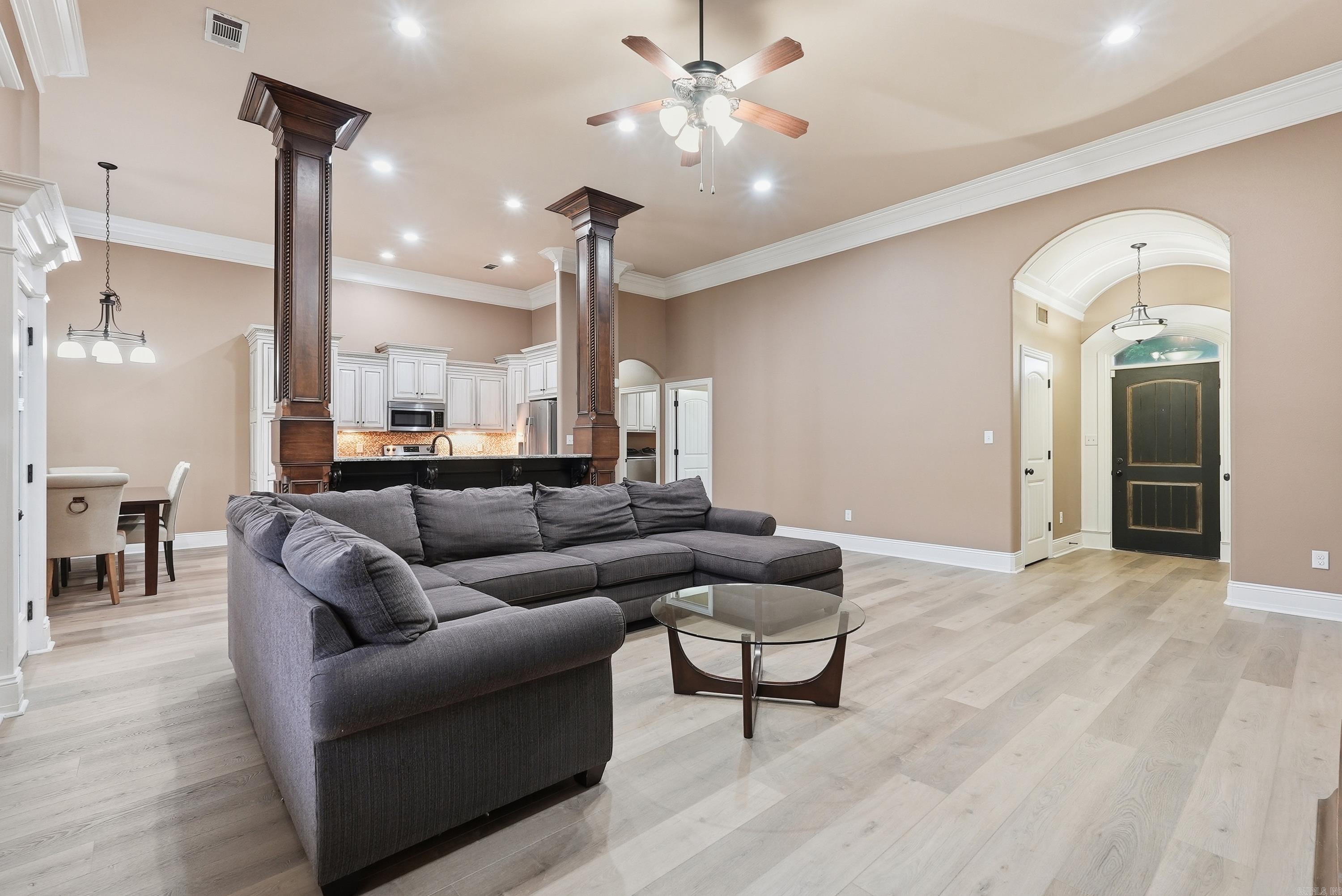 404 Creekside Cove  Bryant, AR