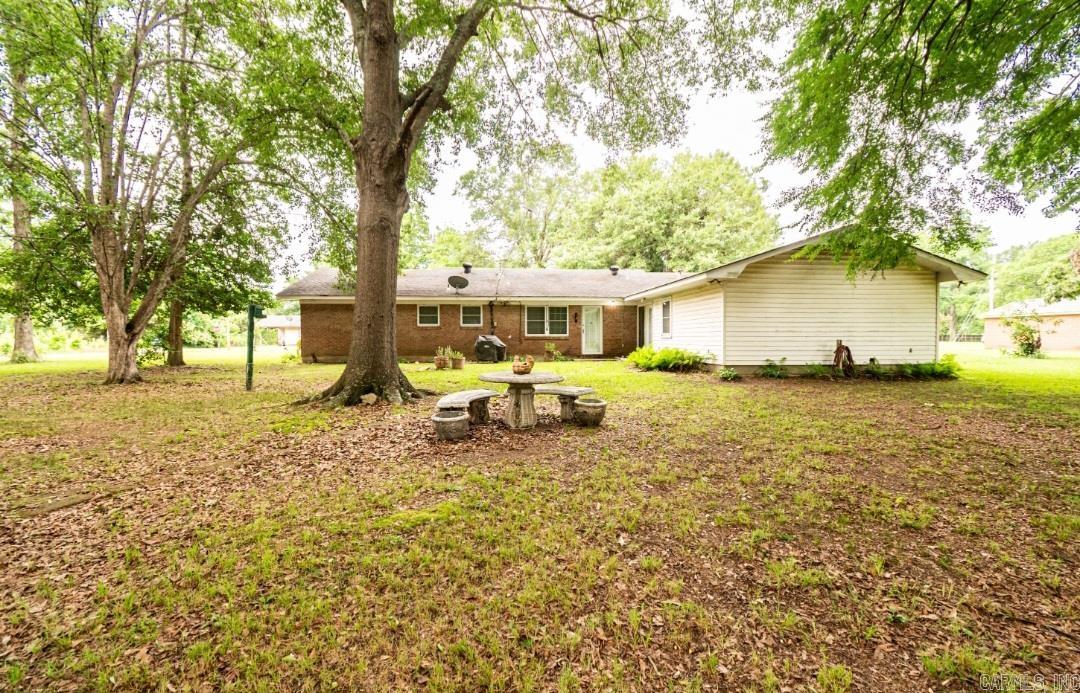 1014 Daniels  Dermott, AR